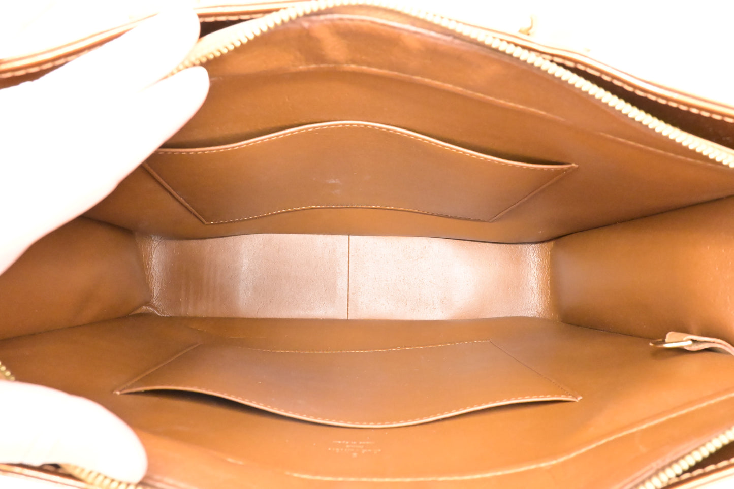 Louis Vuitton Columbus in Bronze Vernis Leather