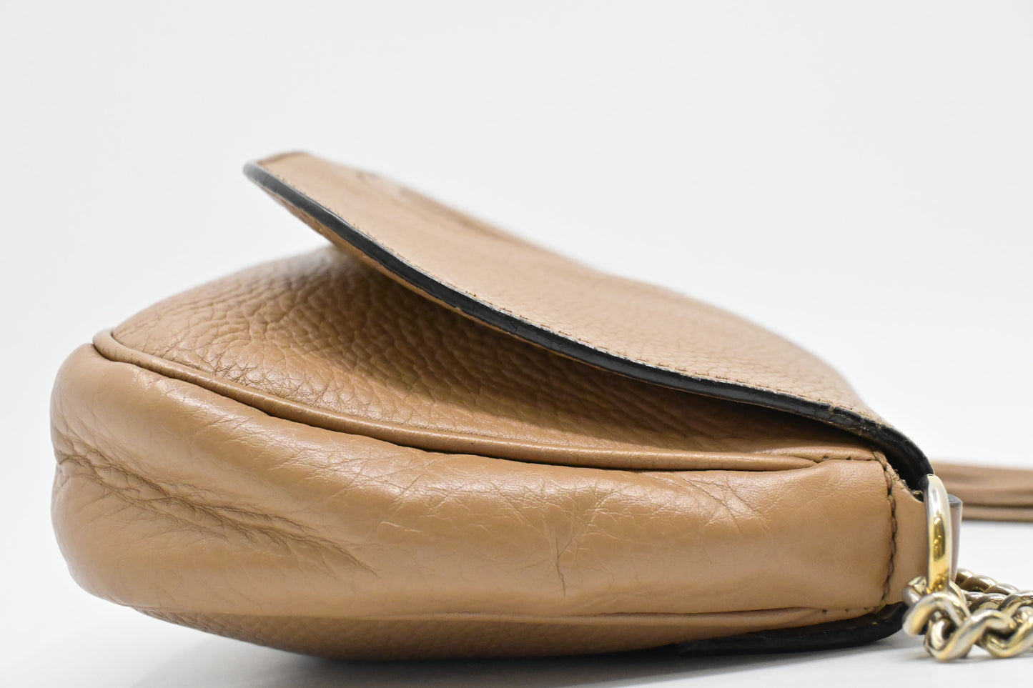 Gucci Crossbody in Light Brown Leather