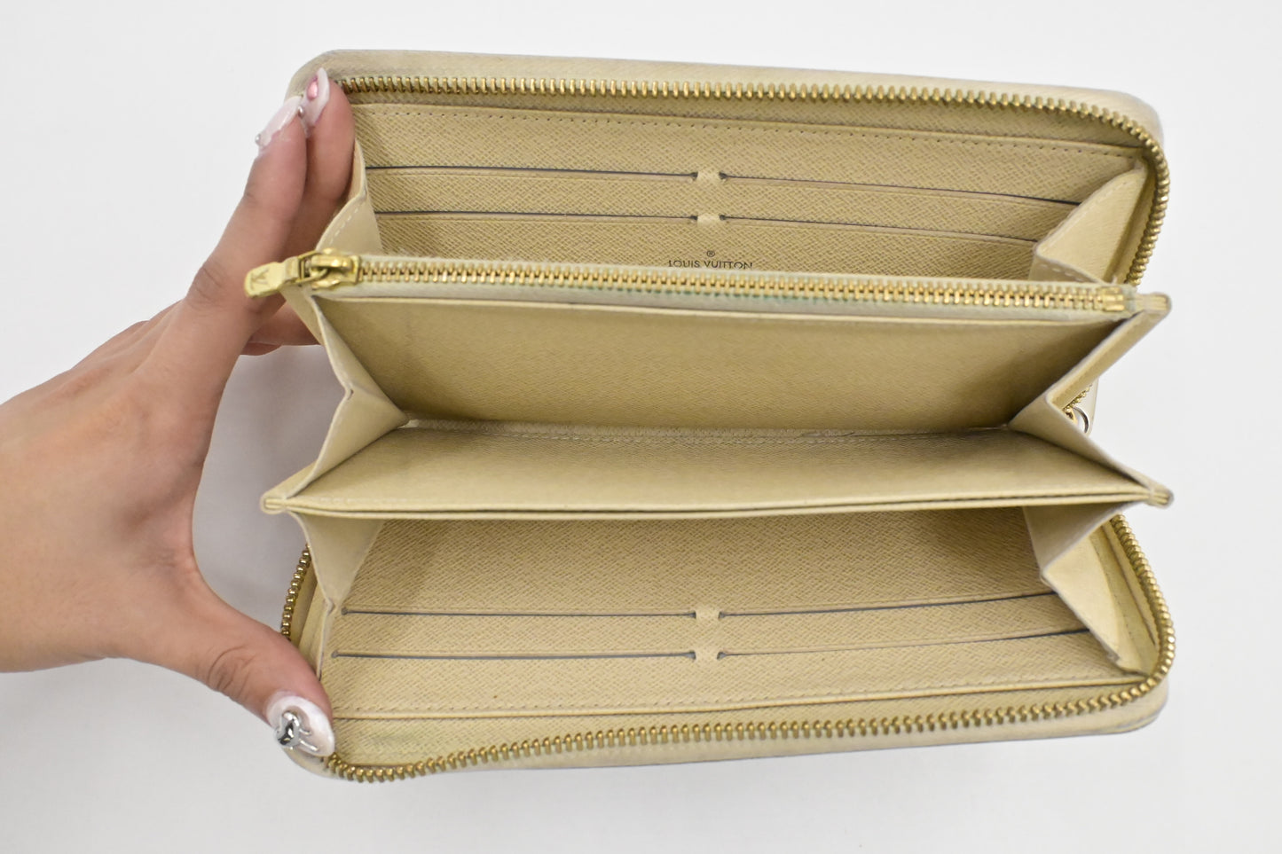 Louis Vuitton Long Zippy Wallet in Damier Azur Canvas
