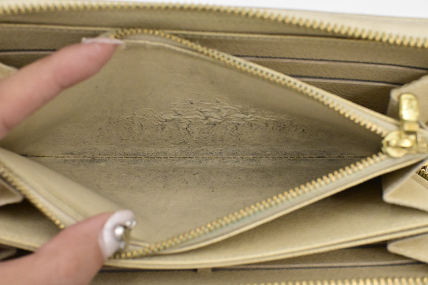 Louis Vuitton Long Zippy Wallet in Damier Azur Canvas