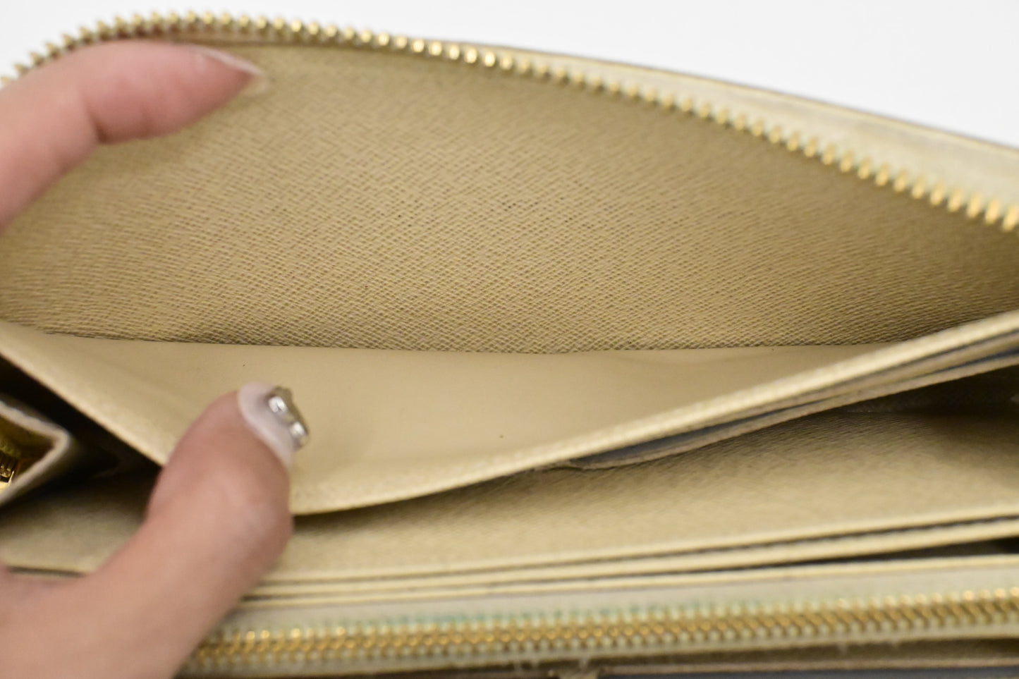 Louis Vuitton Long Zippy Wallet in Damier Azur Canvas