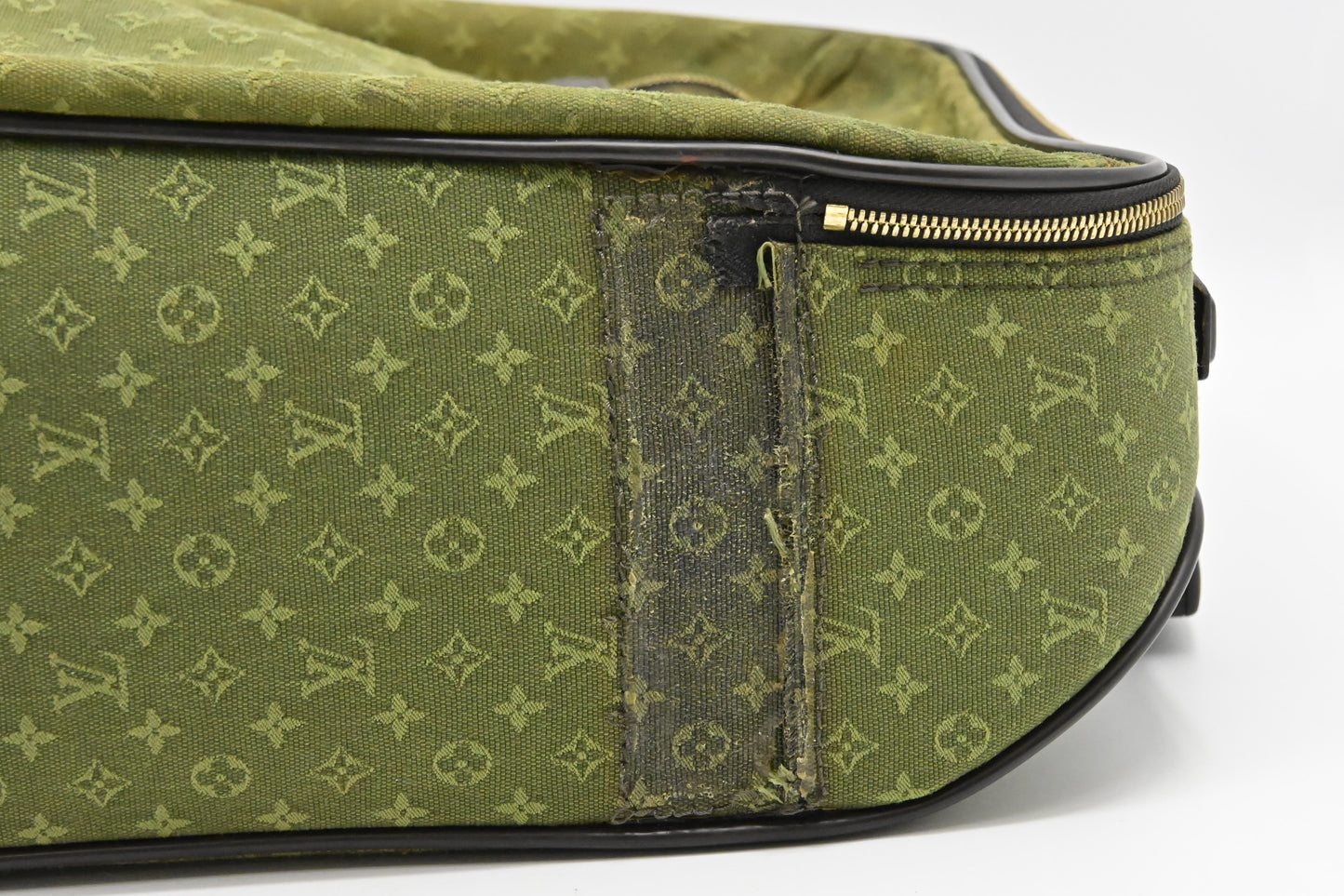 Louis Vuitton Annette Suitcase in Khaki Monogram Mini Lin Canvas
