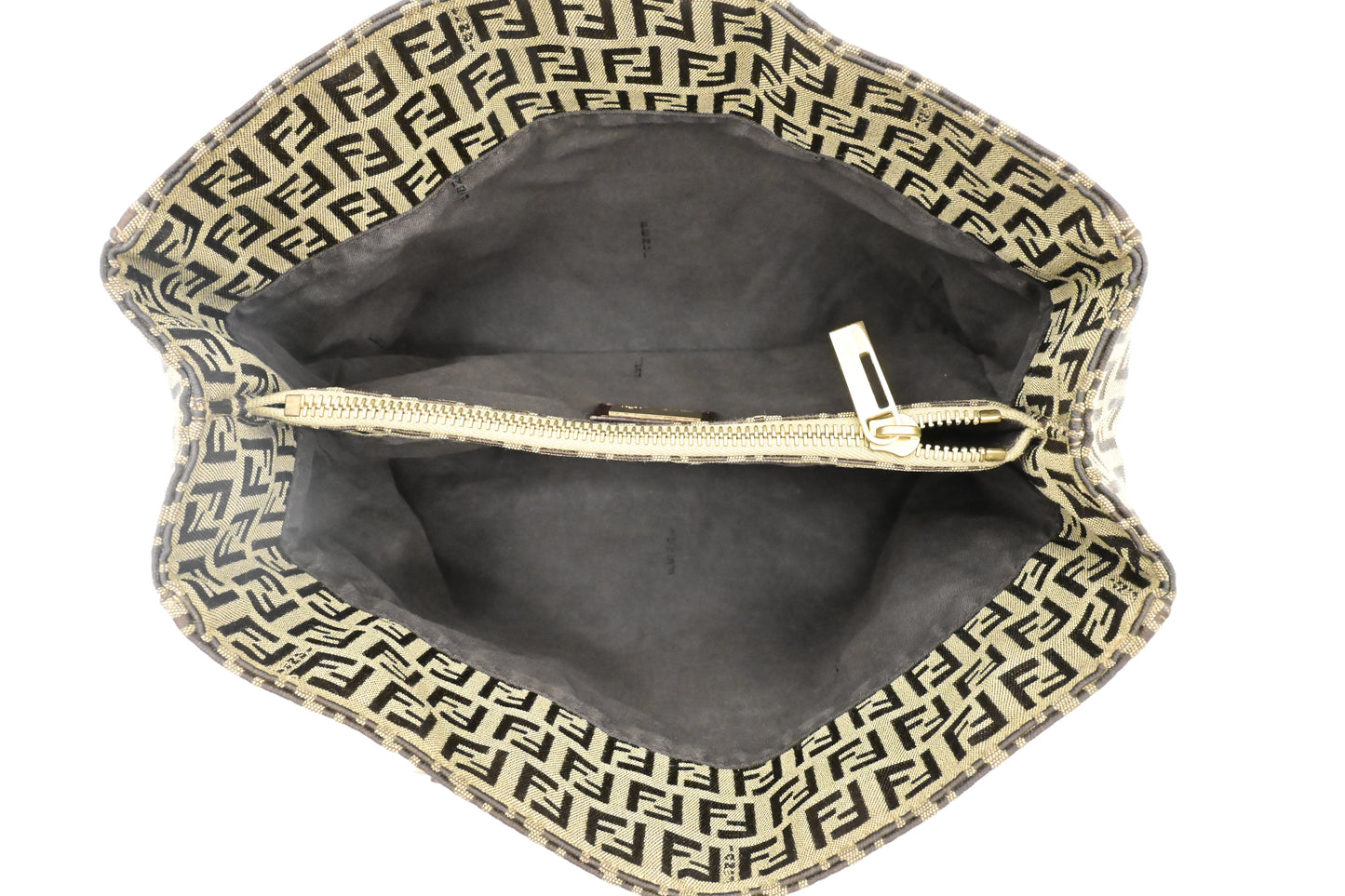 Fendi Shoulder Bag in Brown Zucchino Canvas