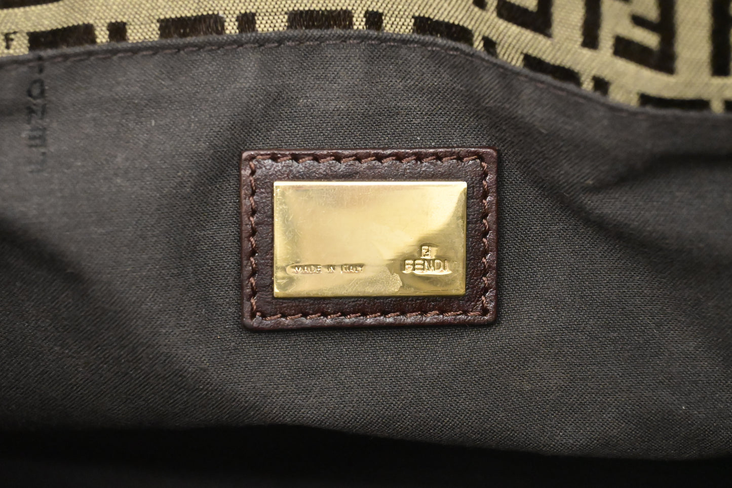 Fendi Shoulder Bag in Brown Zucchino Canvas