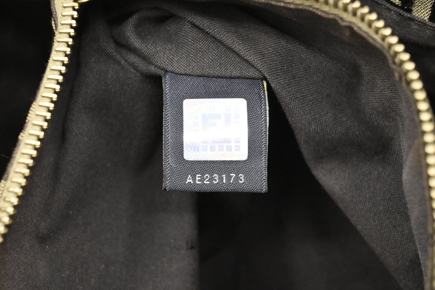 Fendi Shoulder Bag in Brown Zucchino Canvas