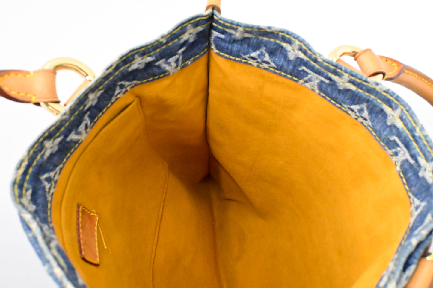 Louis Vuitton Sac Plat in Monogram Denim