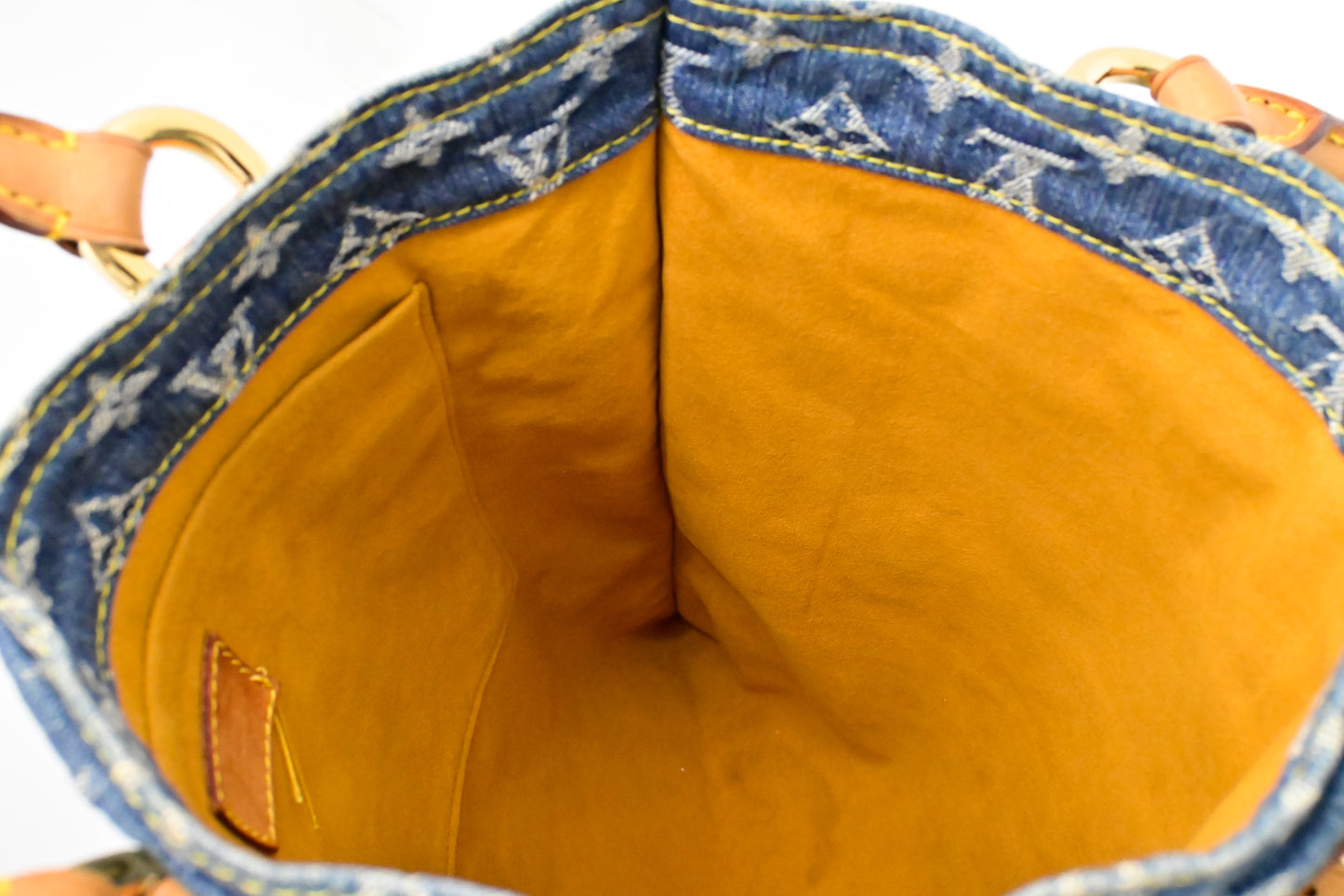 Louis Vuitton Sac Plat in Monogram Denim