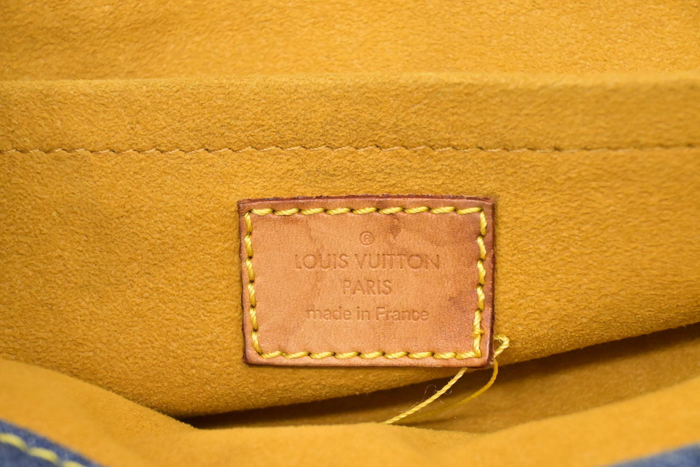 Louis Vuitton Sac Plat in Monogram Denim