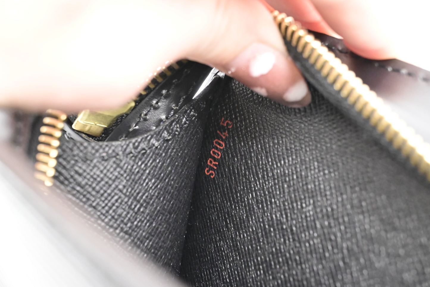 Louis Vuitton Pochette Homme in Black Epi Leather