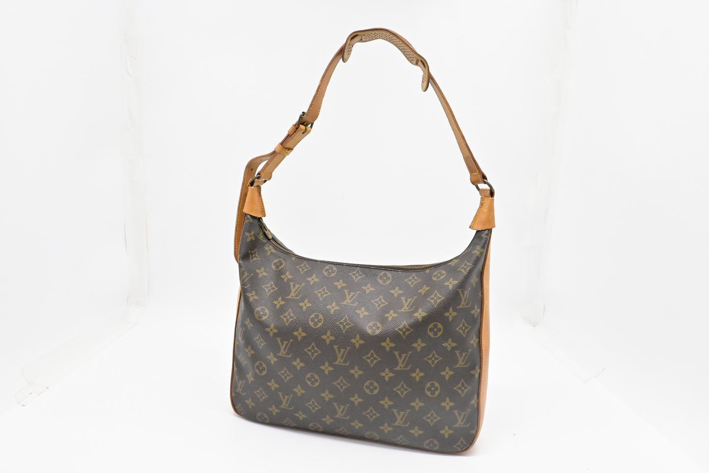 Louis Vuitton Bagatelle in Monogram Canvas