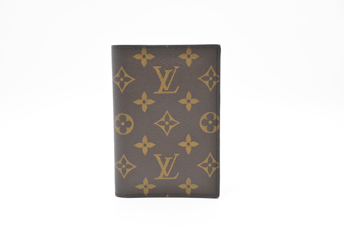 Louis Vuitton Passport Cover in Monogram Canvas