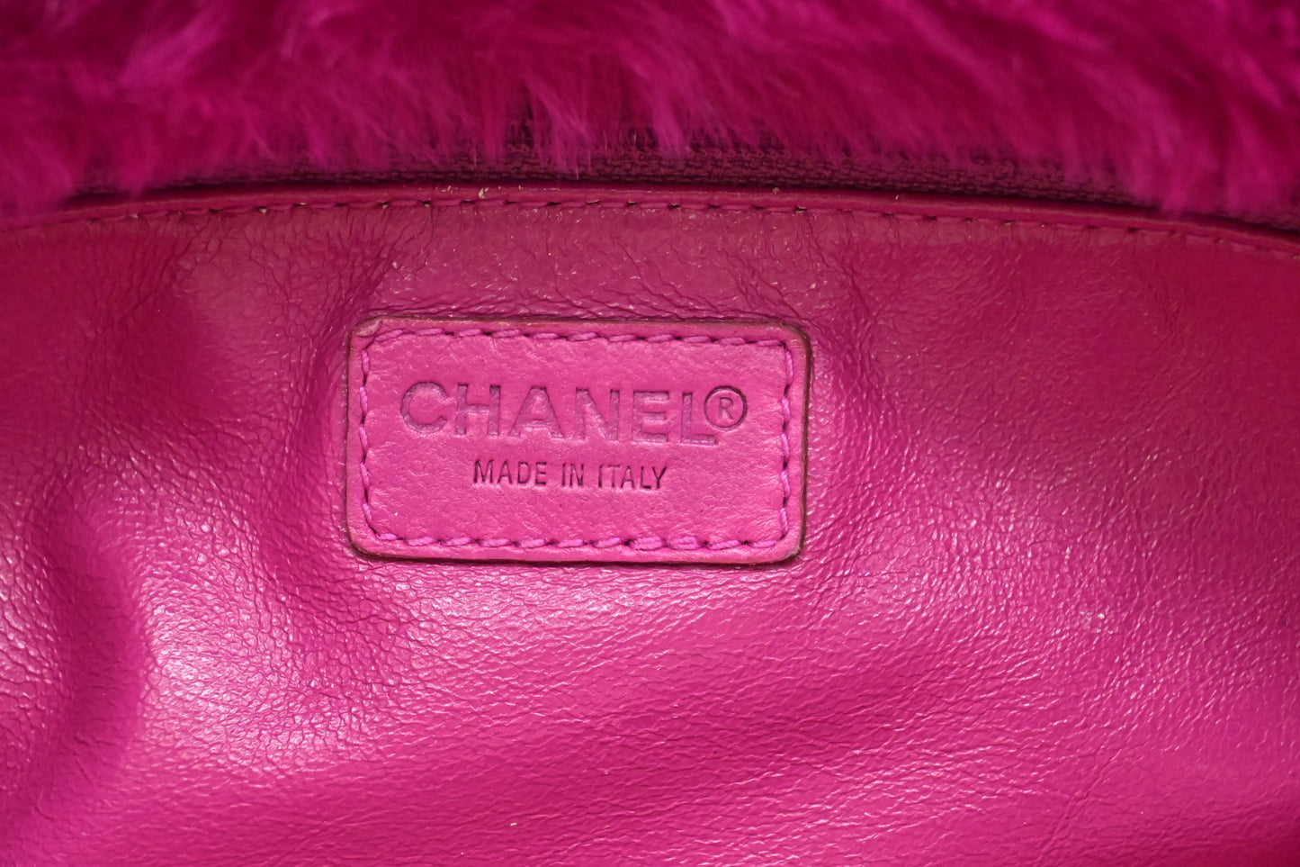 Chanel Chain Shoulder Bag in Pink Fur
