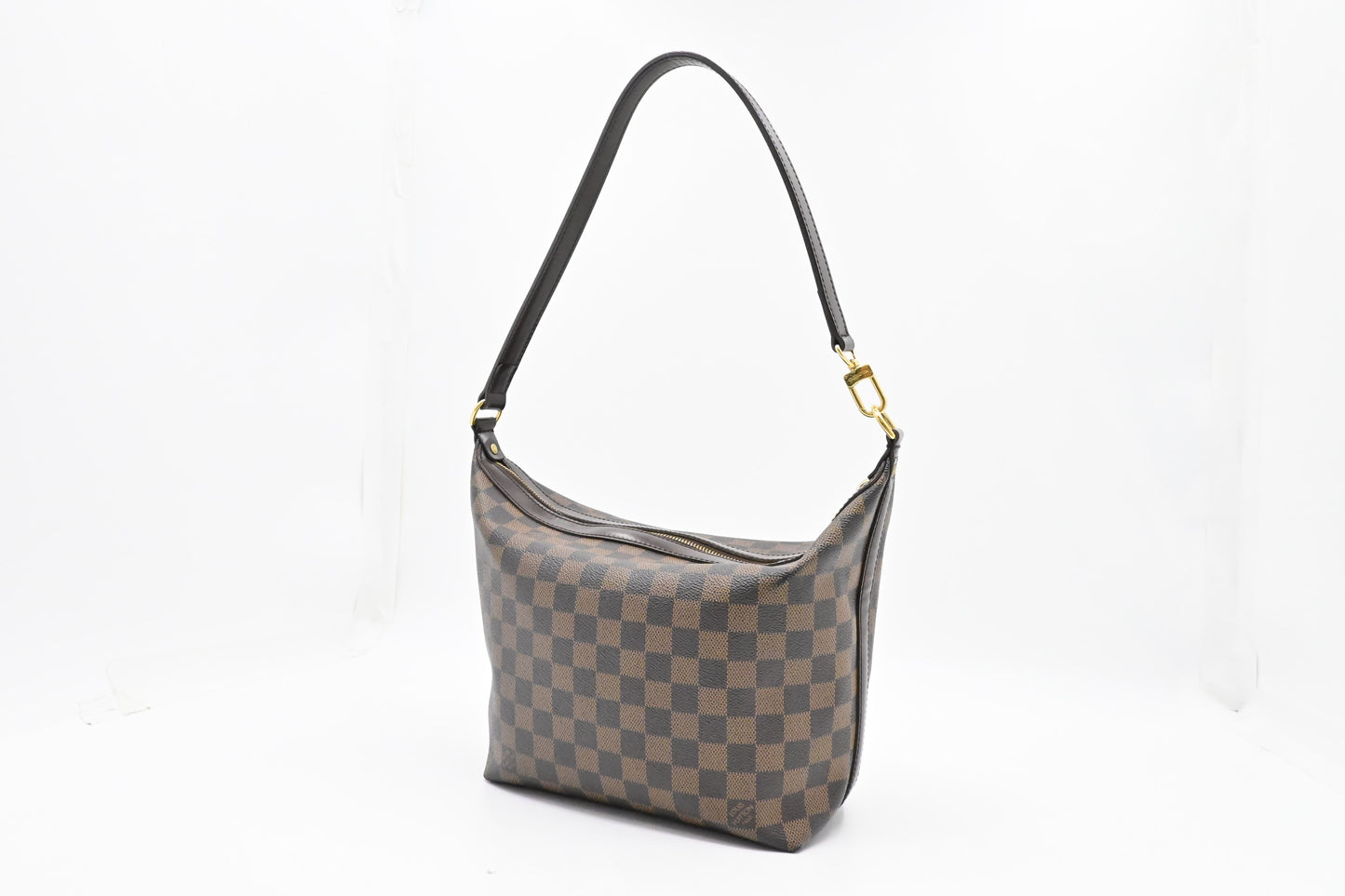 Louis Vuitton Ilovo MM in Damier Ebene Canvas