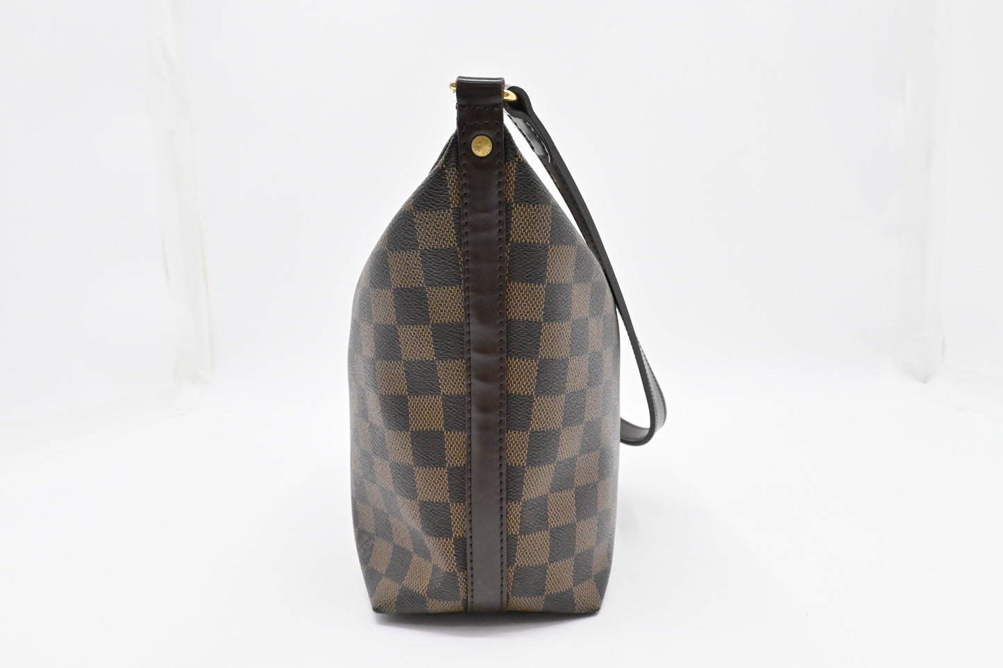 Louis Vuitton Ilovo MM in Damier Ebene Canvas