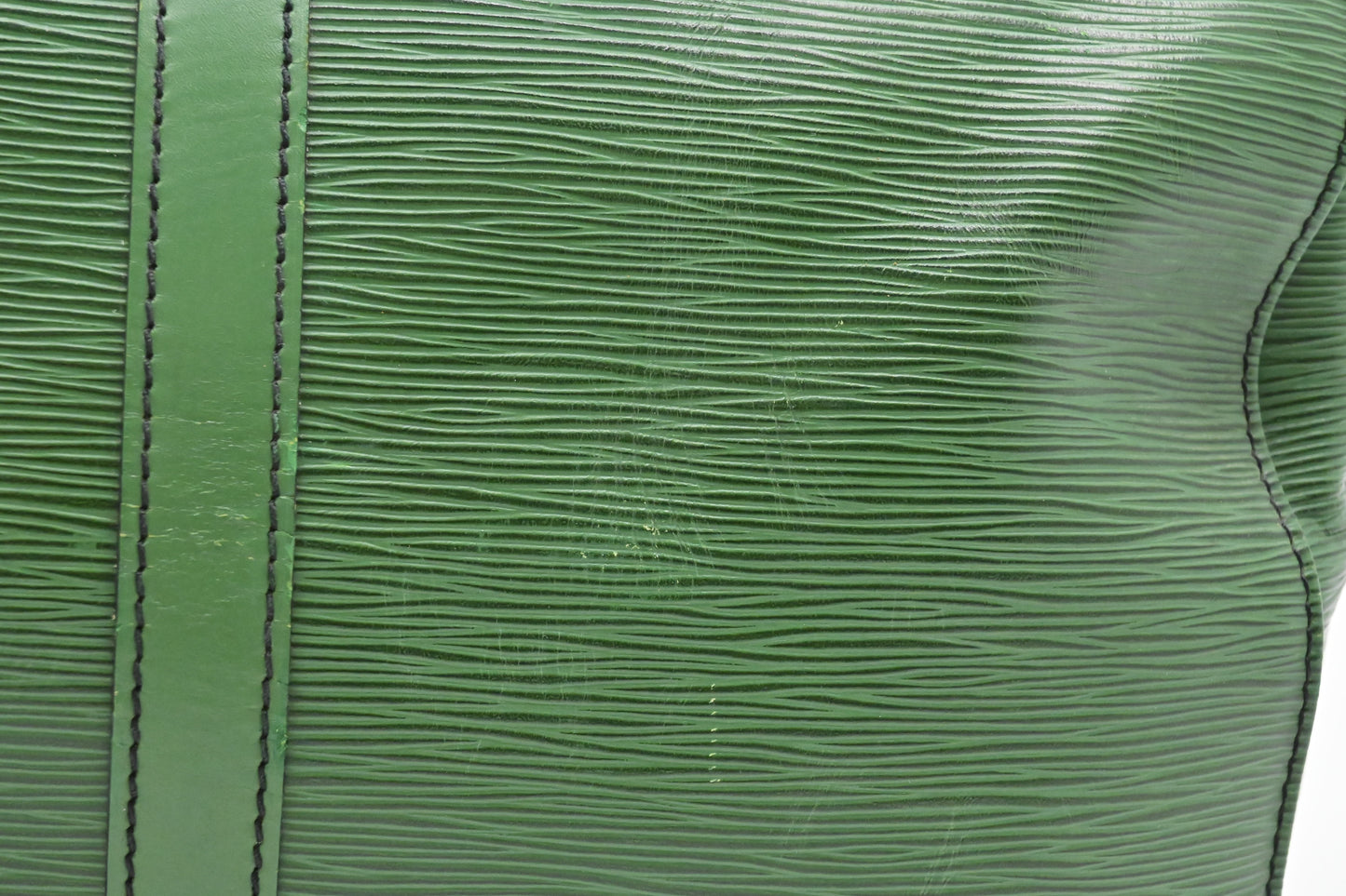 Louis Vuitton Keepall 45 in Green Epi Leather