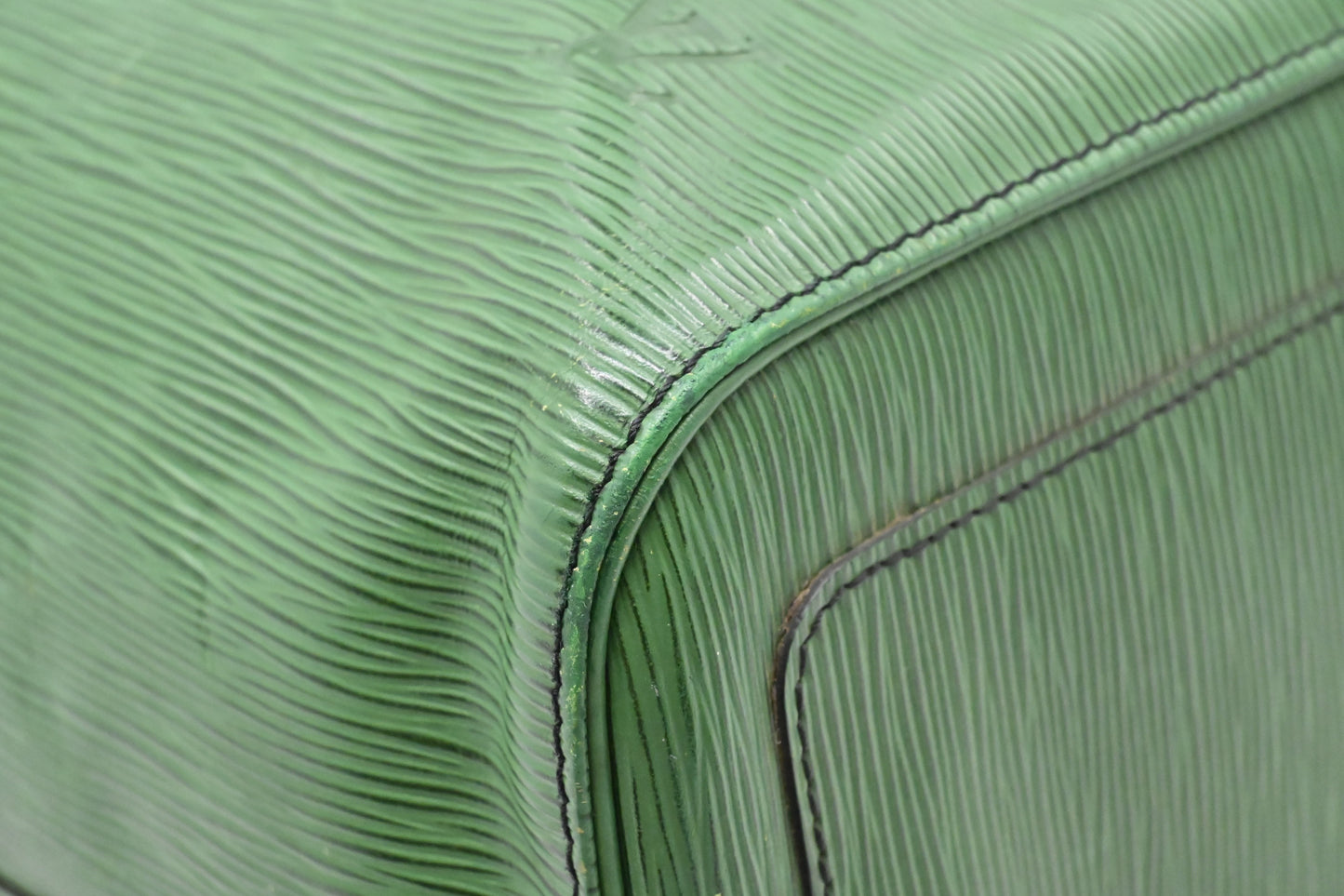Louis Vuitton Keepall 45 in Green Epi Leather