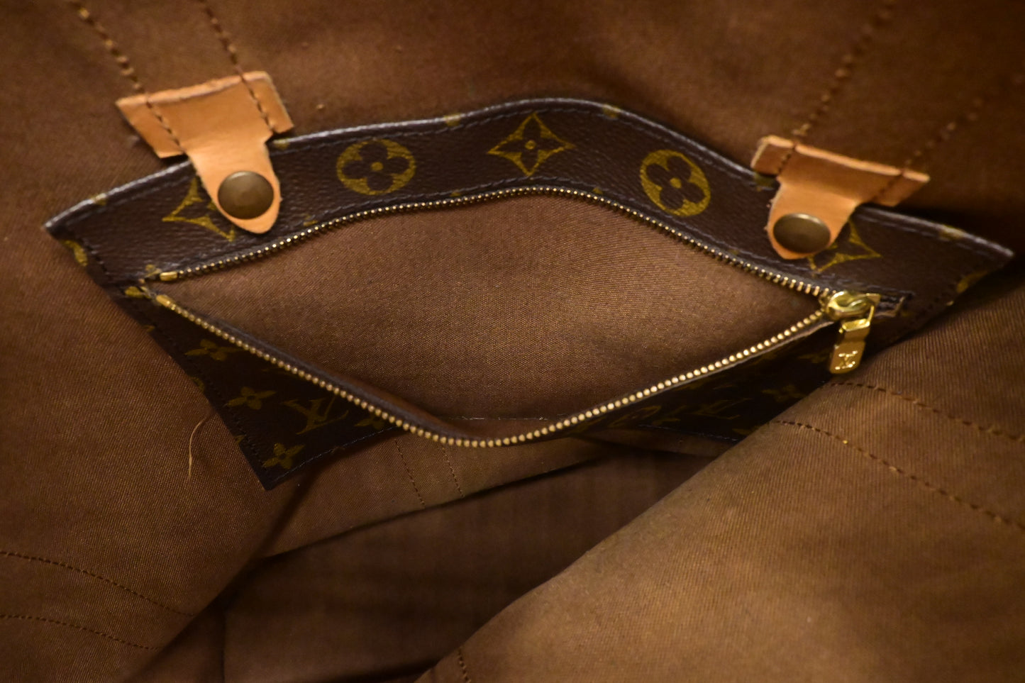 Louis Vuitton Randonnee GM in Monogram Canvas