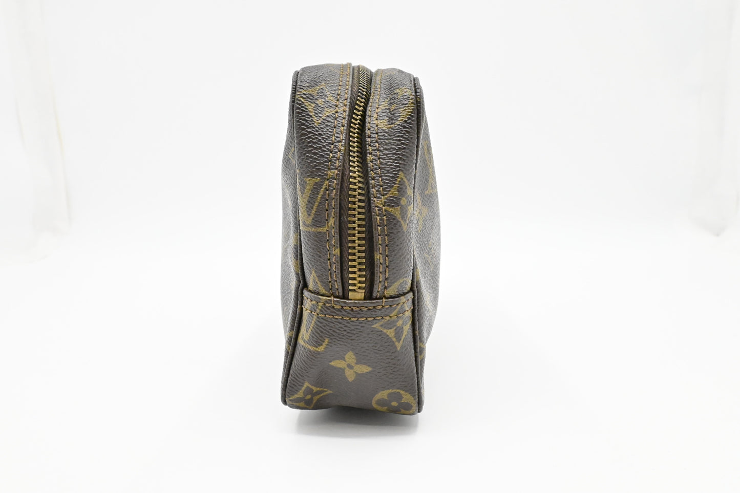 Louis Vuitton Trousse 23 in Monogram Canvas