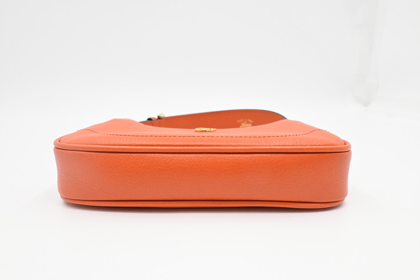 Gucci Aphrodite Shoulder Bag in Orange Leather