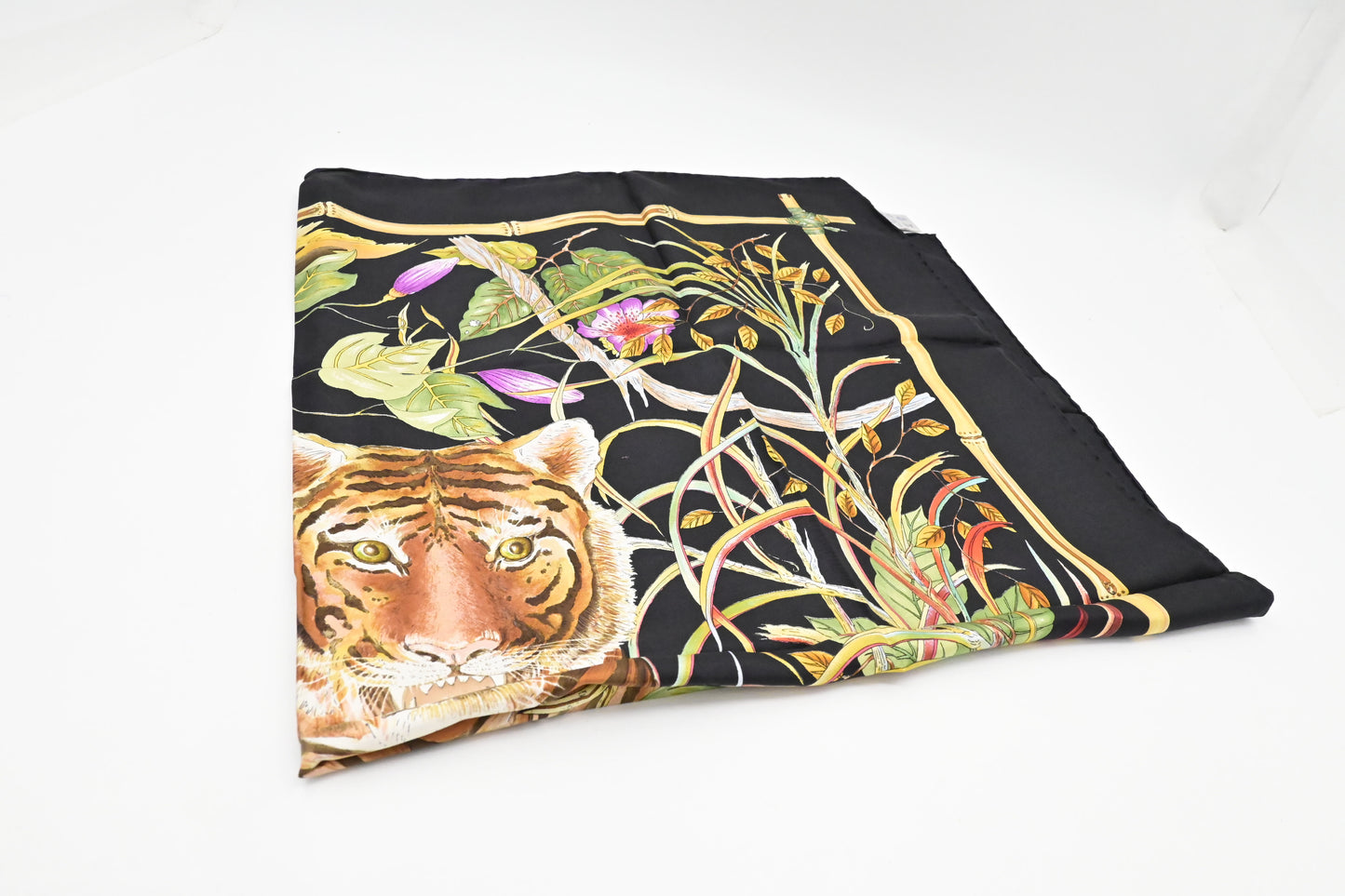Gucci Tiger Scarf in Black Silk