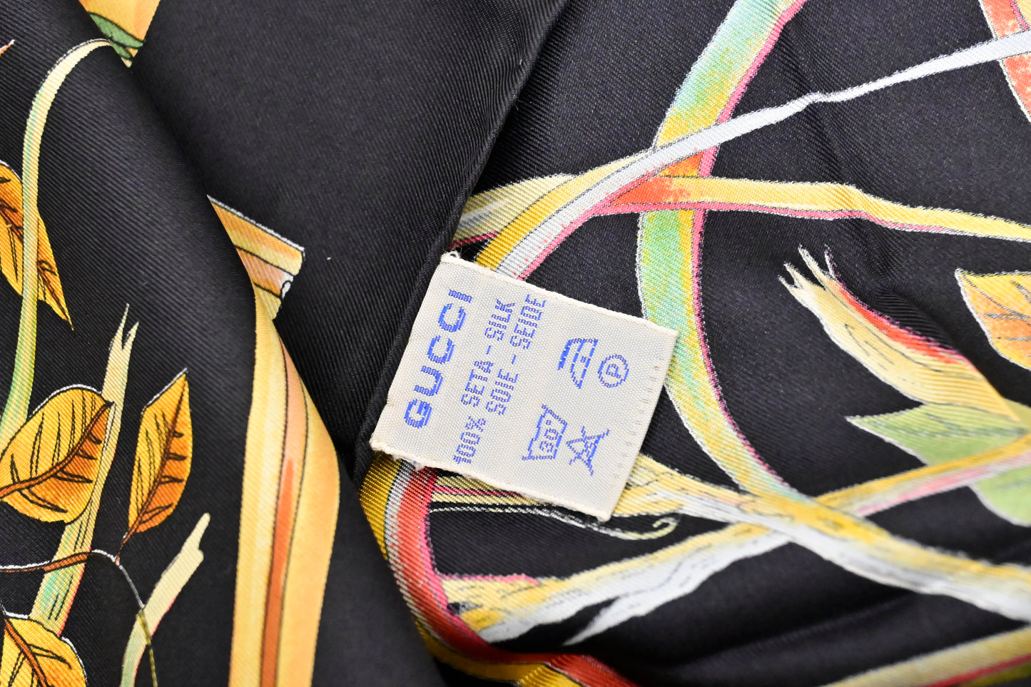Gucci Tiger Scarf in Black Silk