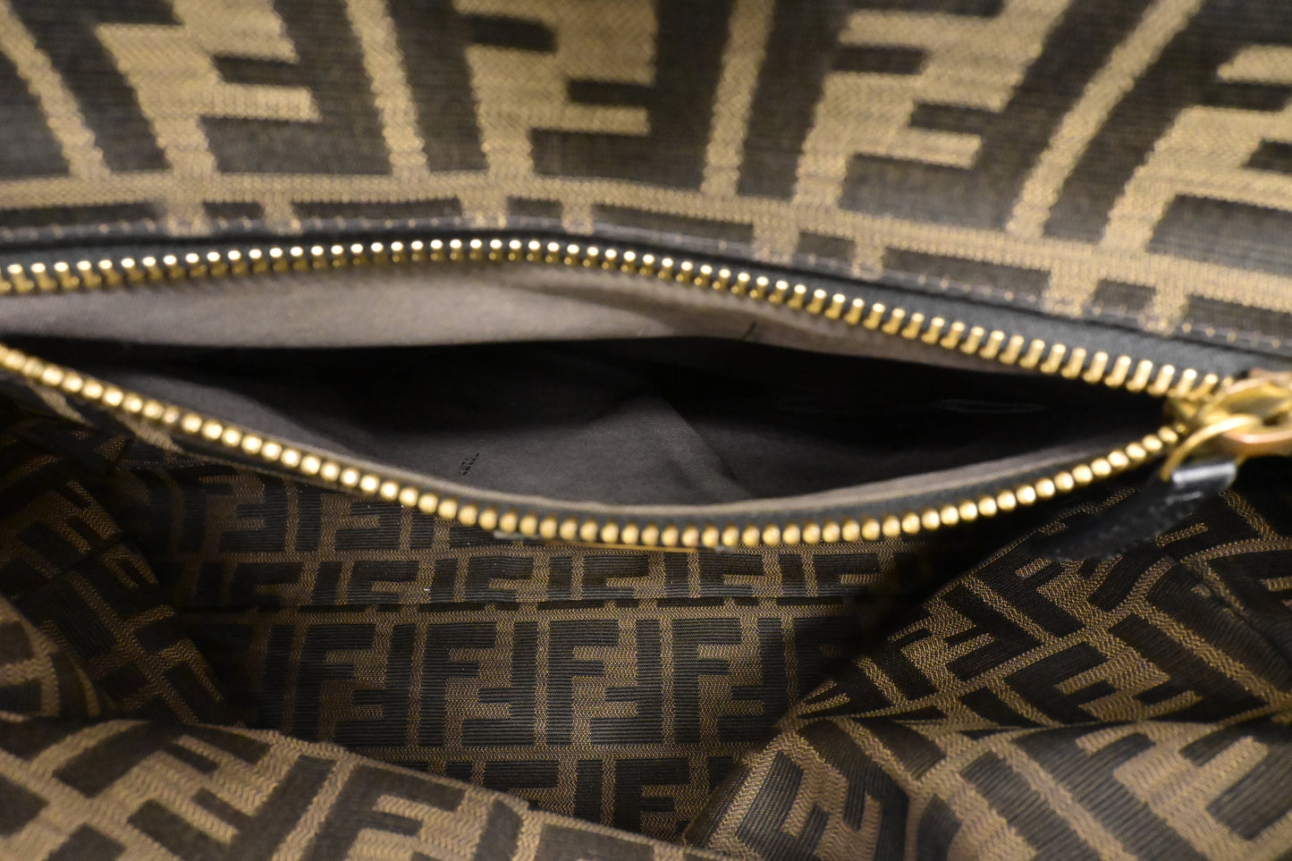 Fendi Medium Peekaboo Tote in Black Leather