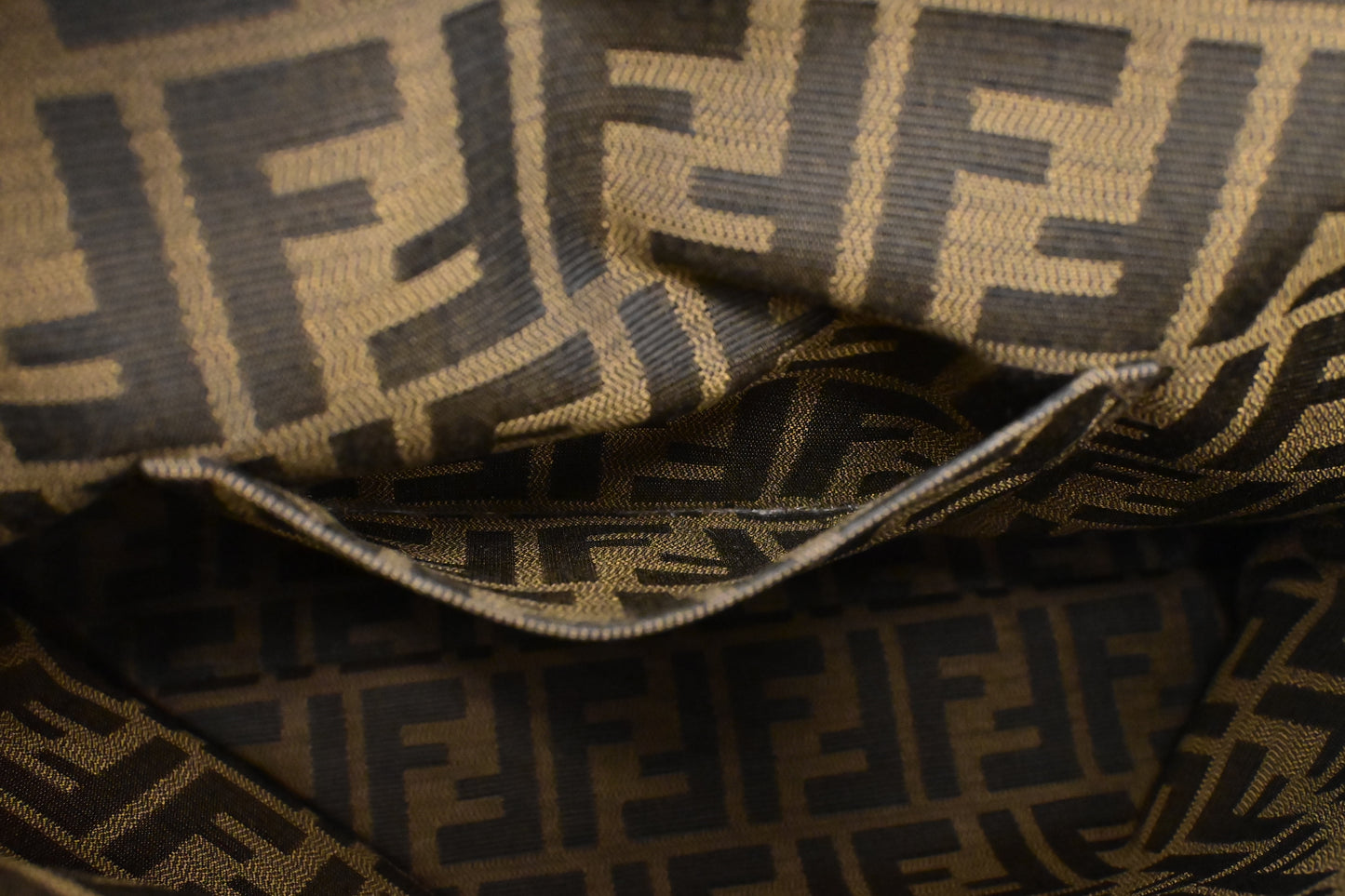 Fendi Medium Peekaboo Tote in Black Leather