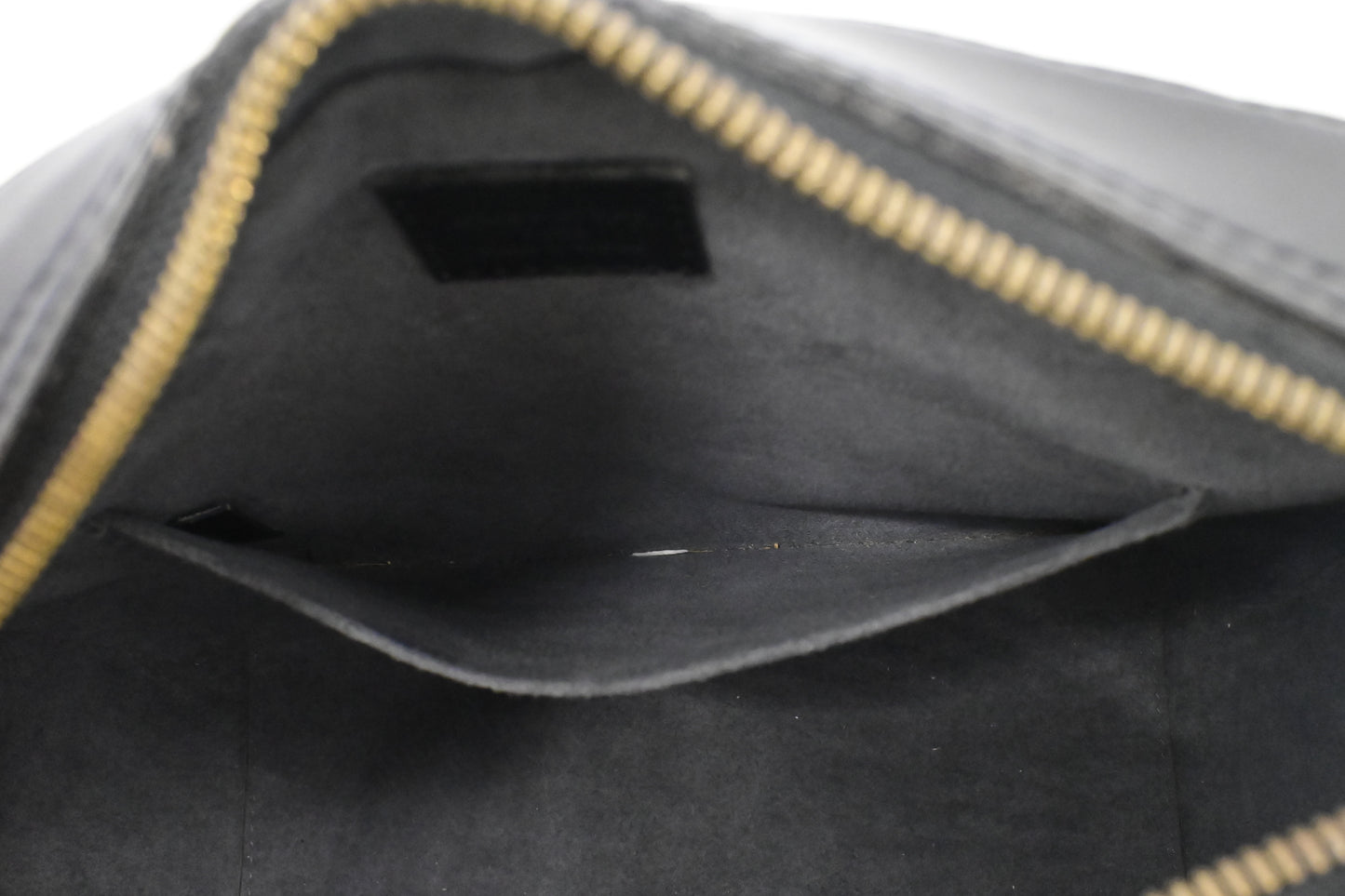 Louis Vuitton Sablon in Black Epi Leather