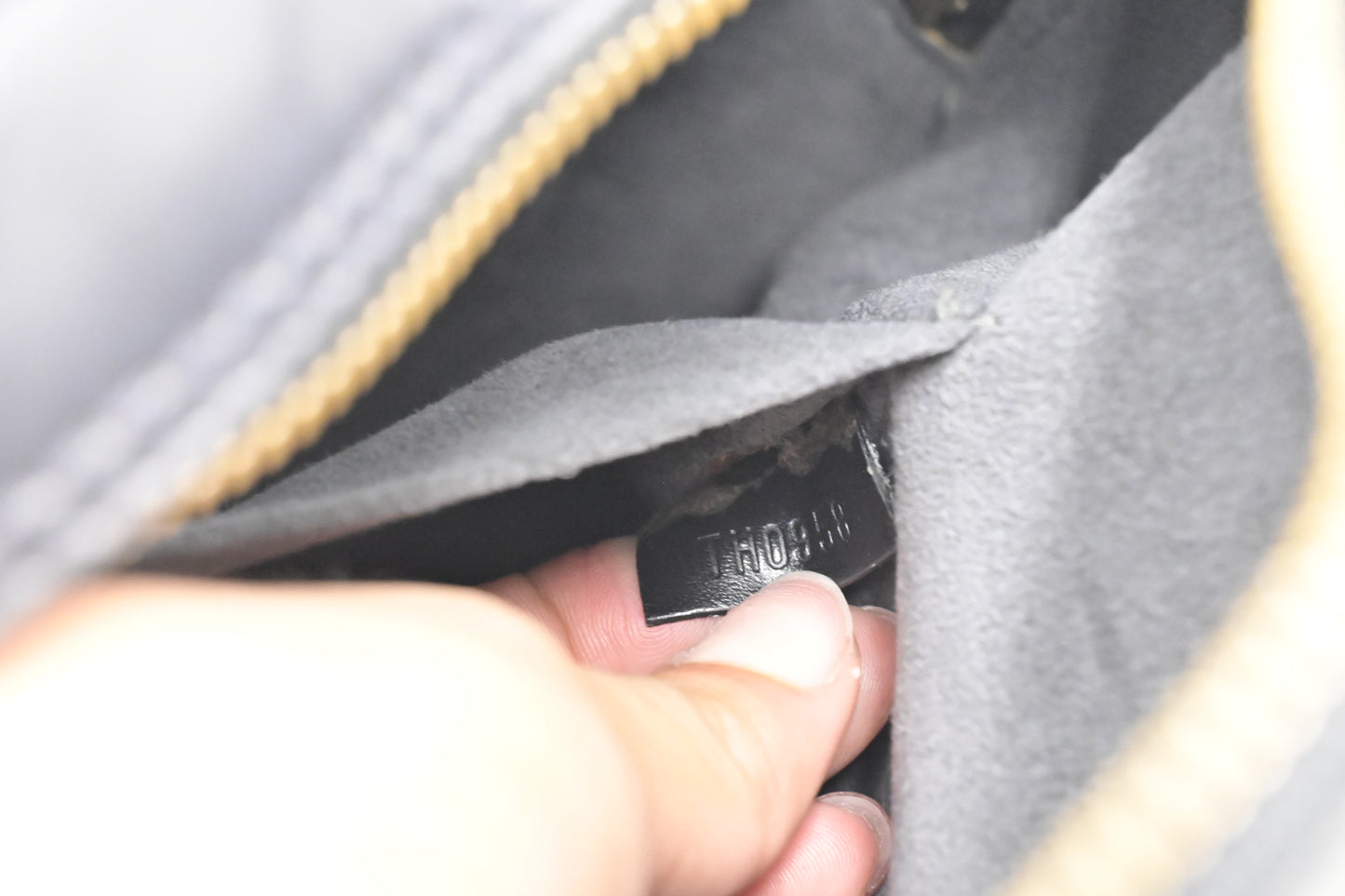 Louis Vuitton Sablon in Black Epi Leather