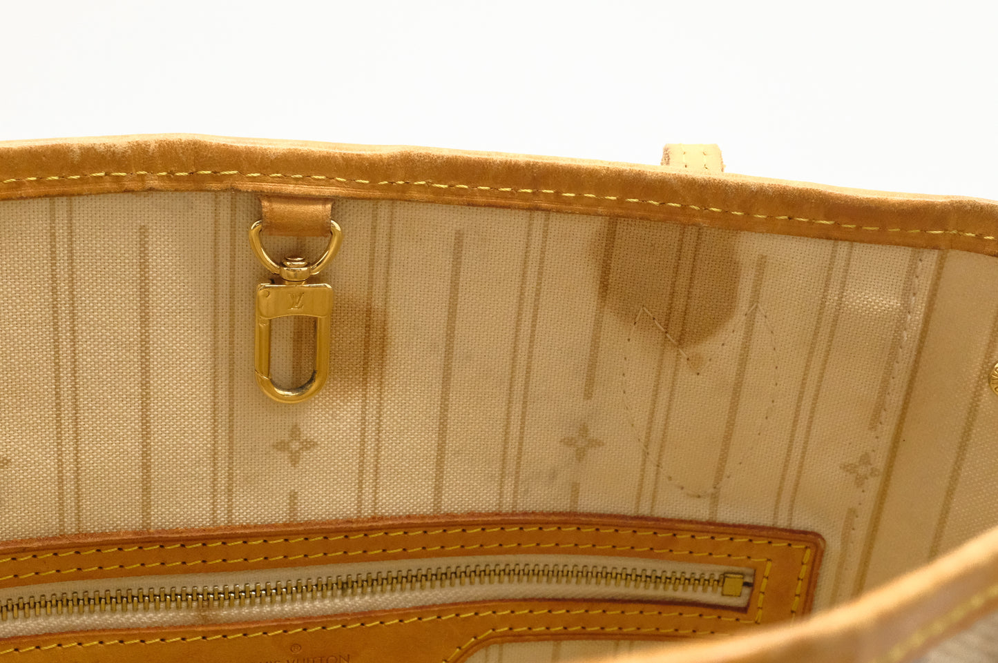 Louis Vuitton Neverfull PM in Damier Azur Canvas