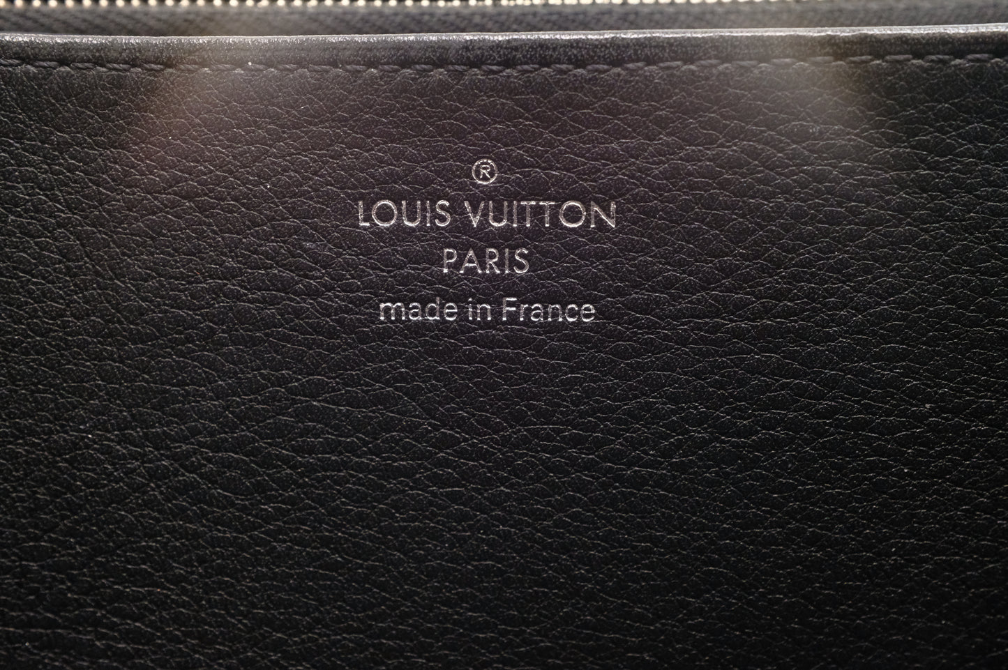 Louis Vuitton Zippy Wallet in Black Mahina Leather