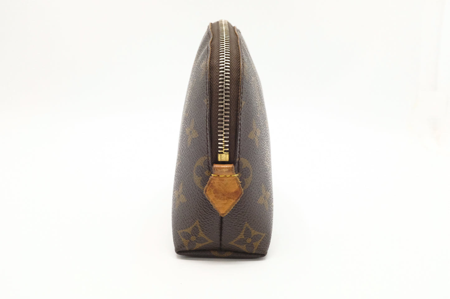 Louis Vuitton Pochette Cosmetique in Monogram Canvas