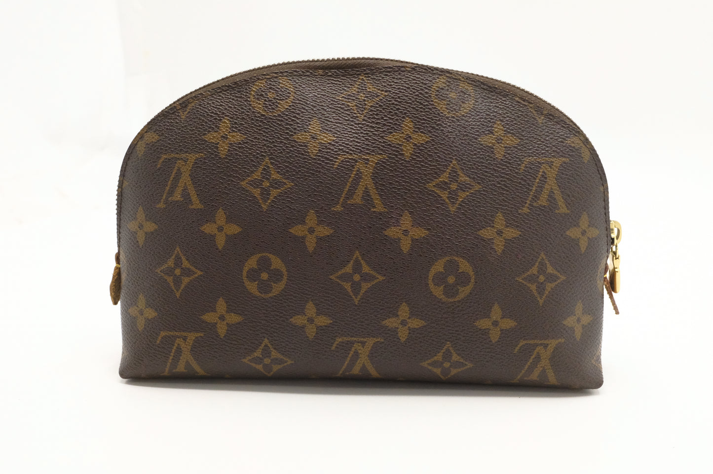 Louis Vuitton Pochette Cosmetique in Monogram Canvas