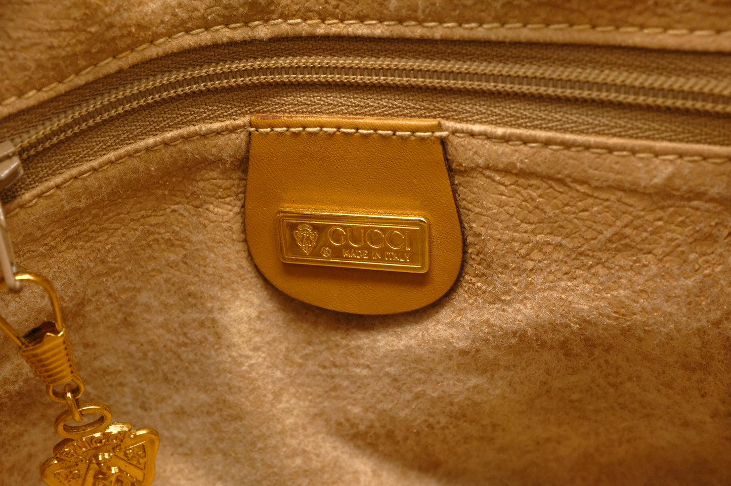 Gucci Crossbody in Beige Micro GG Coated Canvas