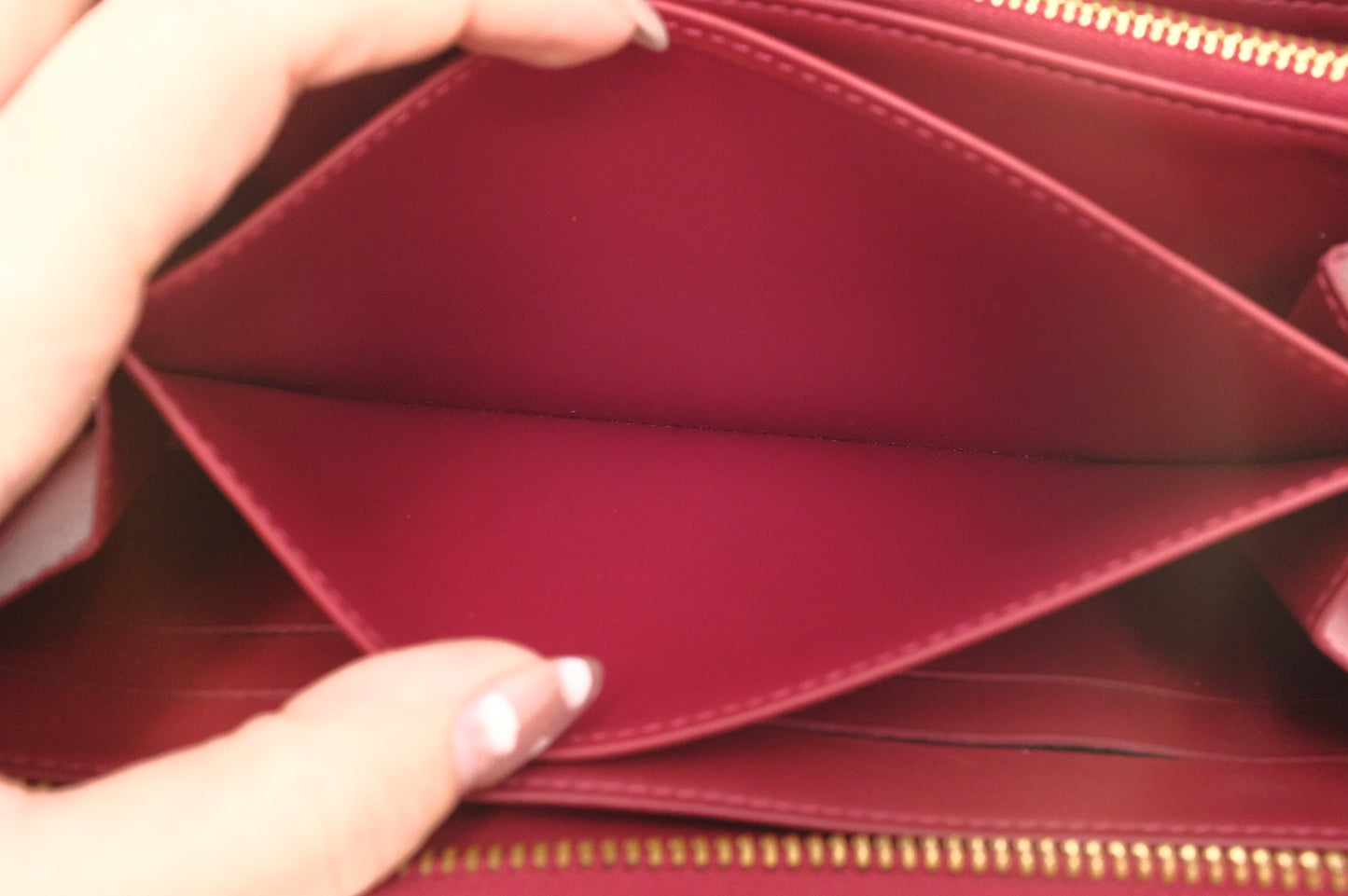Louis Vuitton Zippy Long Wallet in Red Vernis Leather