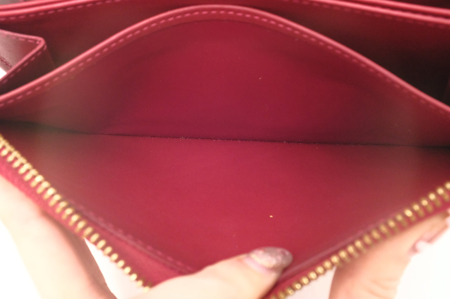 Louis Vuitton Zippy Long Wallet in Red Vernis Leather