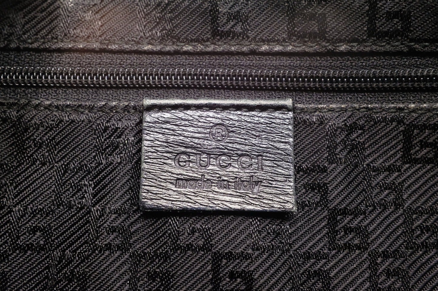 Gucci Jackie Shoulder Bag in Floral Black Leather