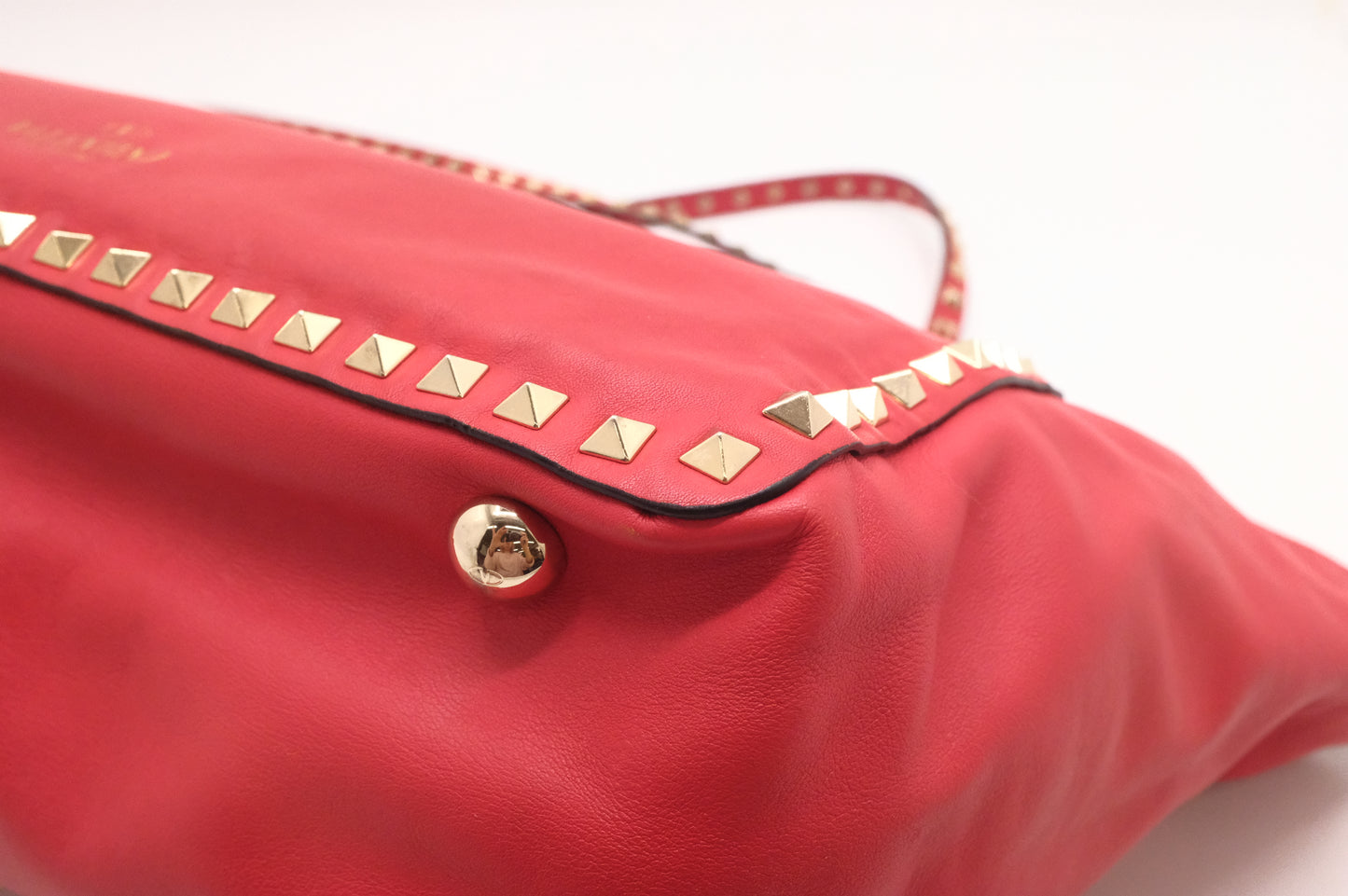 Valentino Rockstud Trapeze 2-Way Bag in Red Leather
