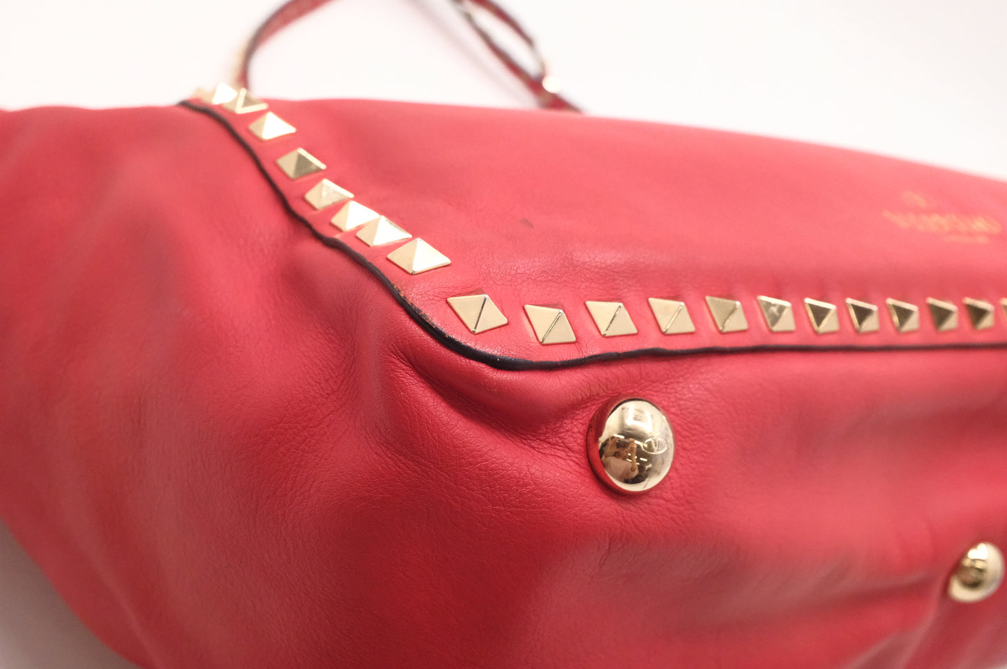Valentino Rockstud Trapeze 2-Way Bag in Red Leather