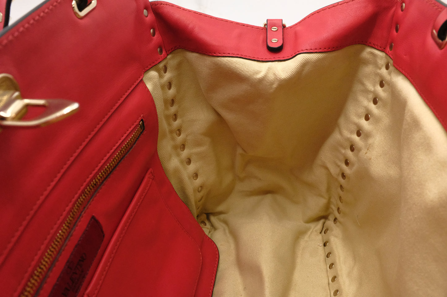 Valentino Rockstud Trapeze 2-Way Bag in Red Leather
