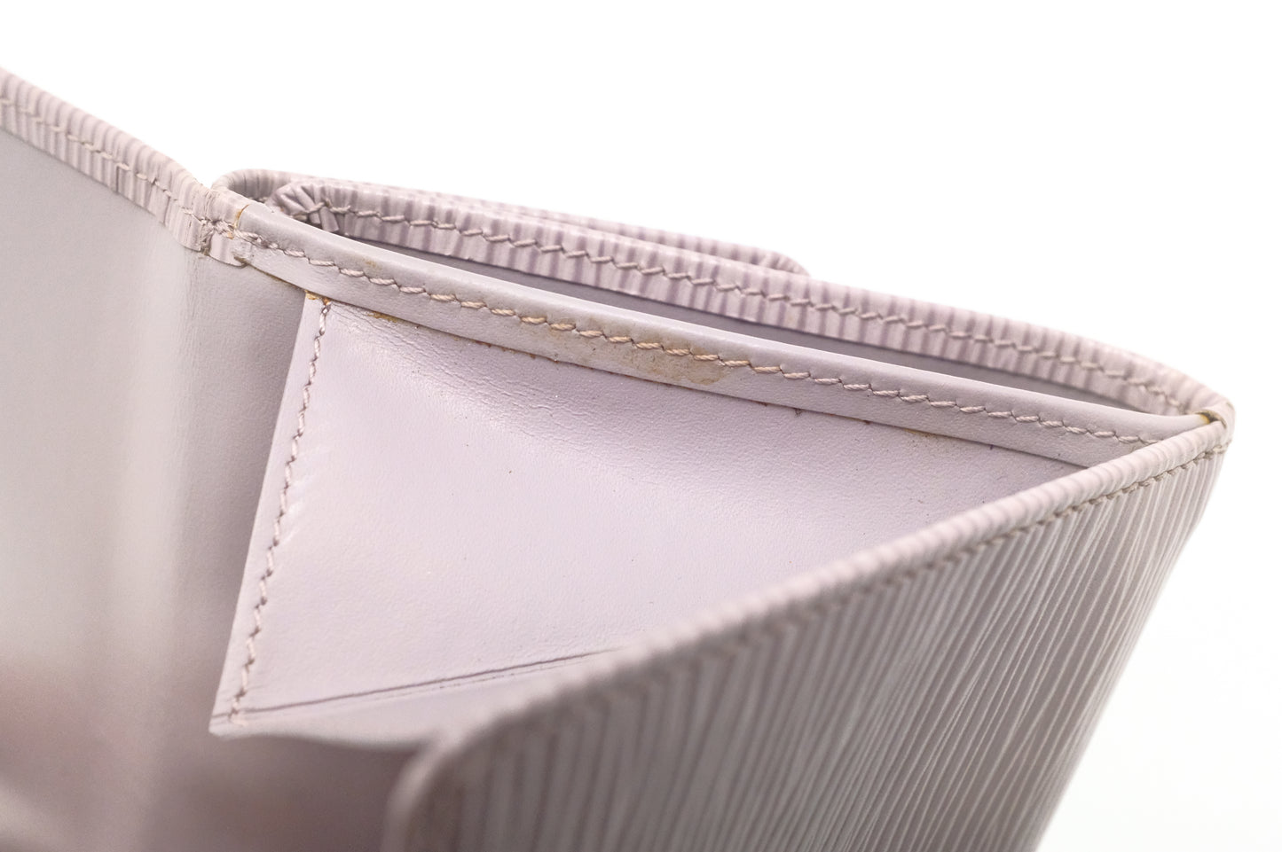 Louis Vuitton Elise Wallet in Lilac Epi Leather