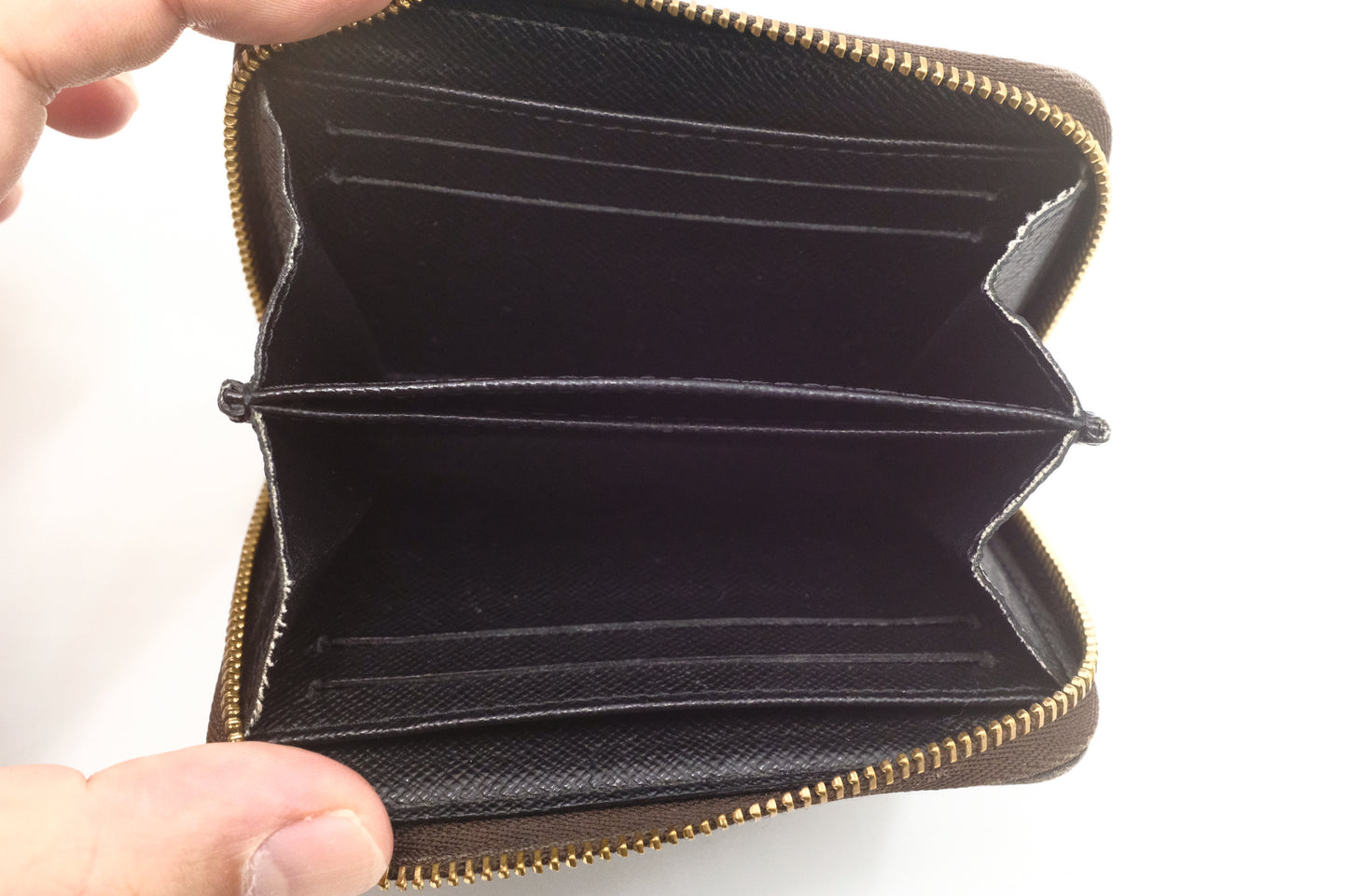 Louis Vuitton Compact Zippy in Monogram Giant Canvas