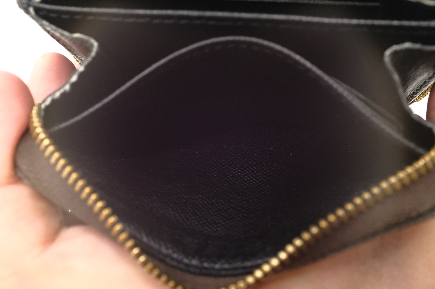 Louis Vuitton Compact Zippy in Monogram Giant Canvas