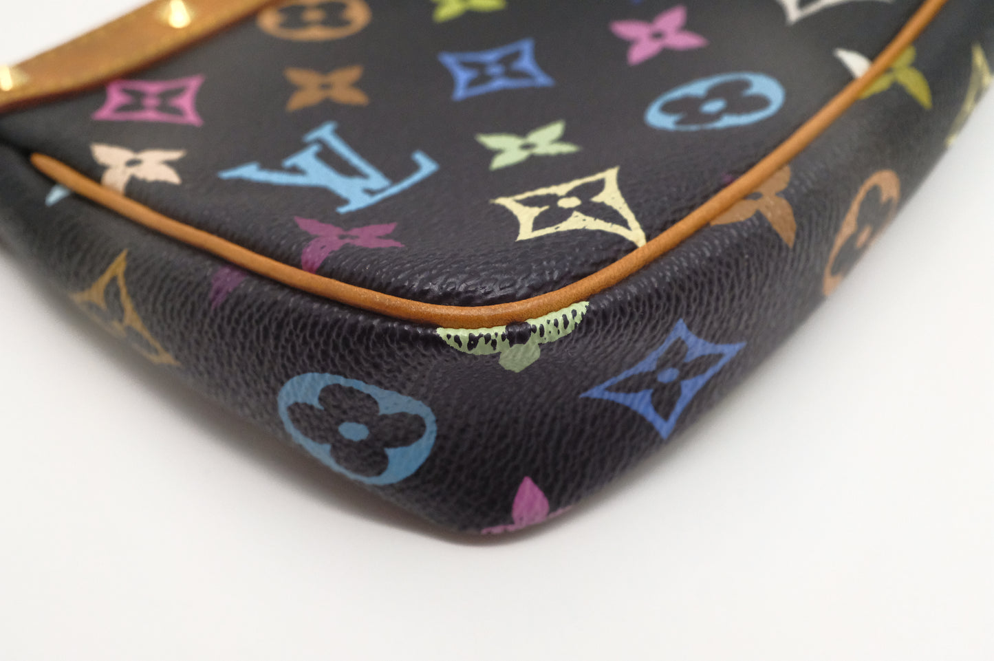 Louis Vuitton Pochette Accessoires in Black Multicolor Monogram Canvas