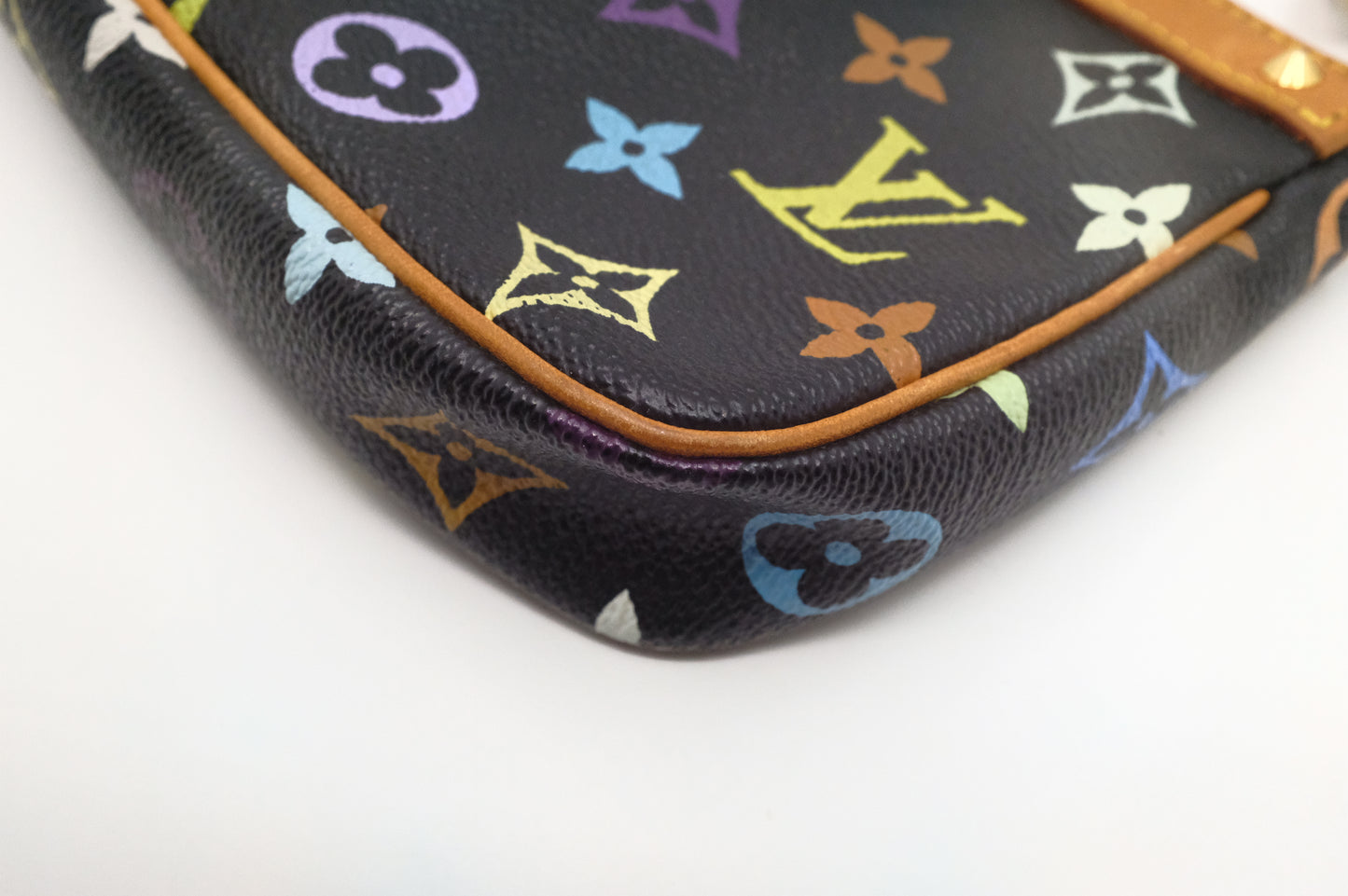 Louis Vuitton Pochette Accessoires in Black Multicolor Monogram Canvas