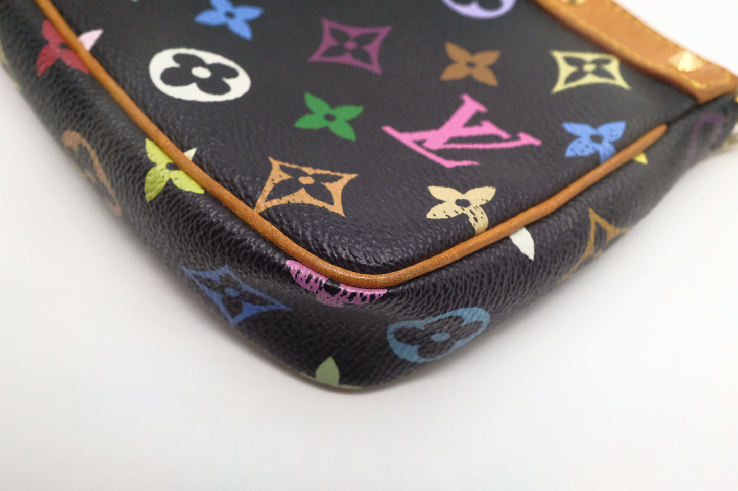 Louis Vuitton Pochette Accessoires in Black Multicolor Monogram Canvas