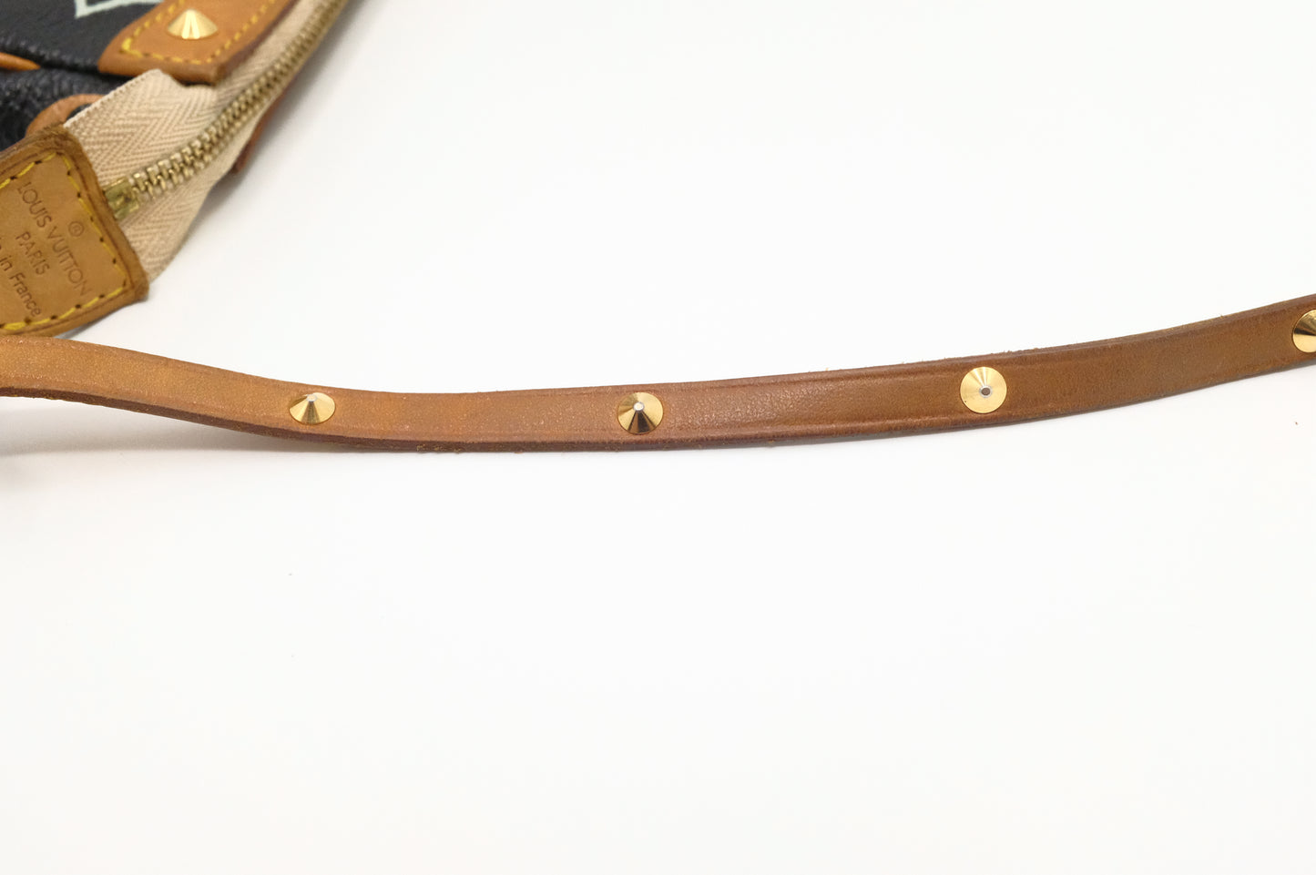 Louis Vuitton Pochette Accessoires in Black Multicolor Monogram Canvas