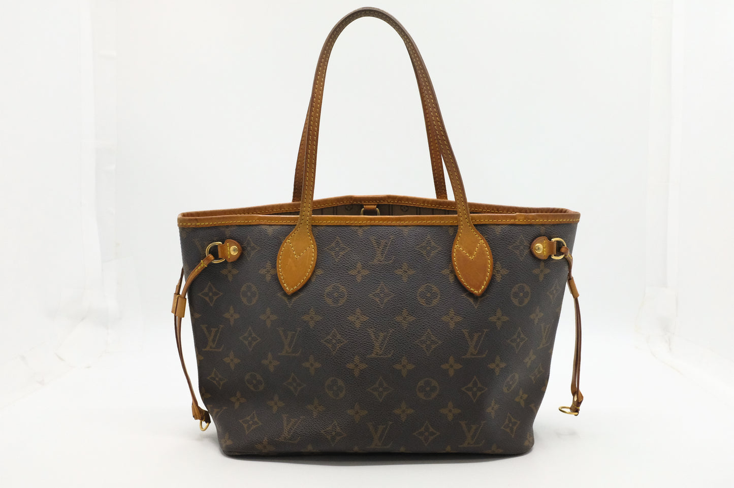Louis Vuitton Neverfull PM in Monogram Canvas