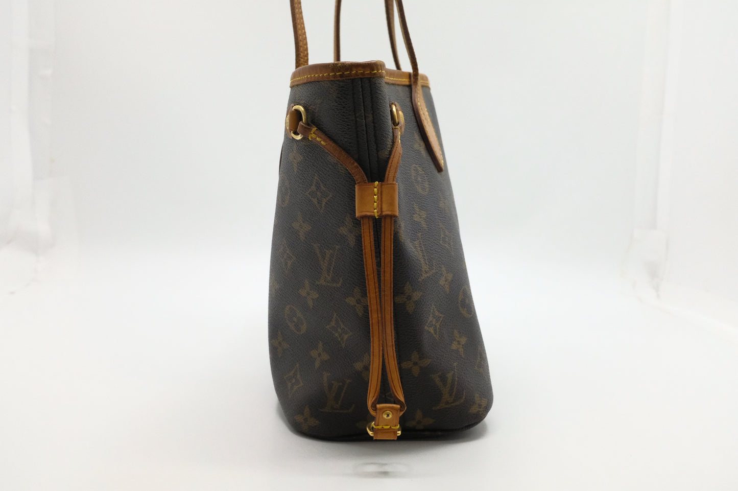 Louis Vuitton Neverfull PM in Monogram Canvas
