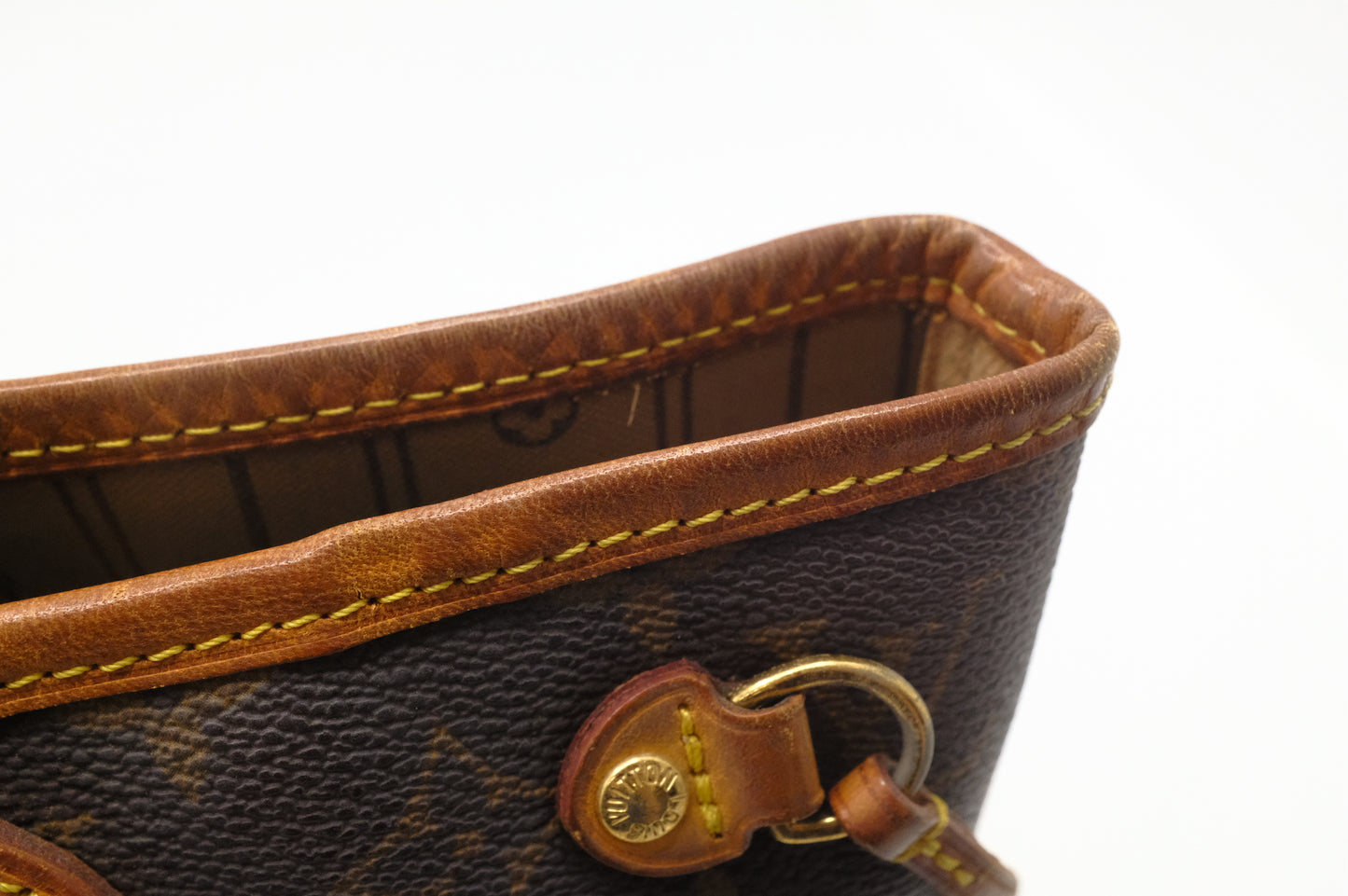 Louis Vuitton Neverfull PM in Monogram Canvas